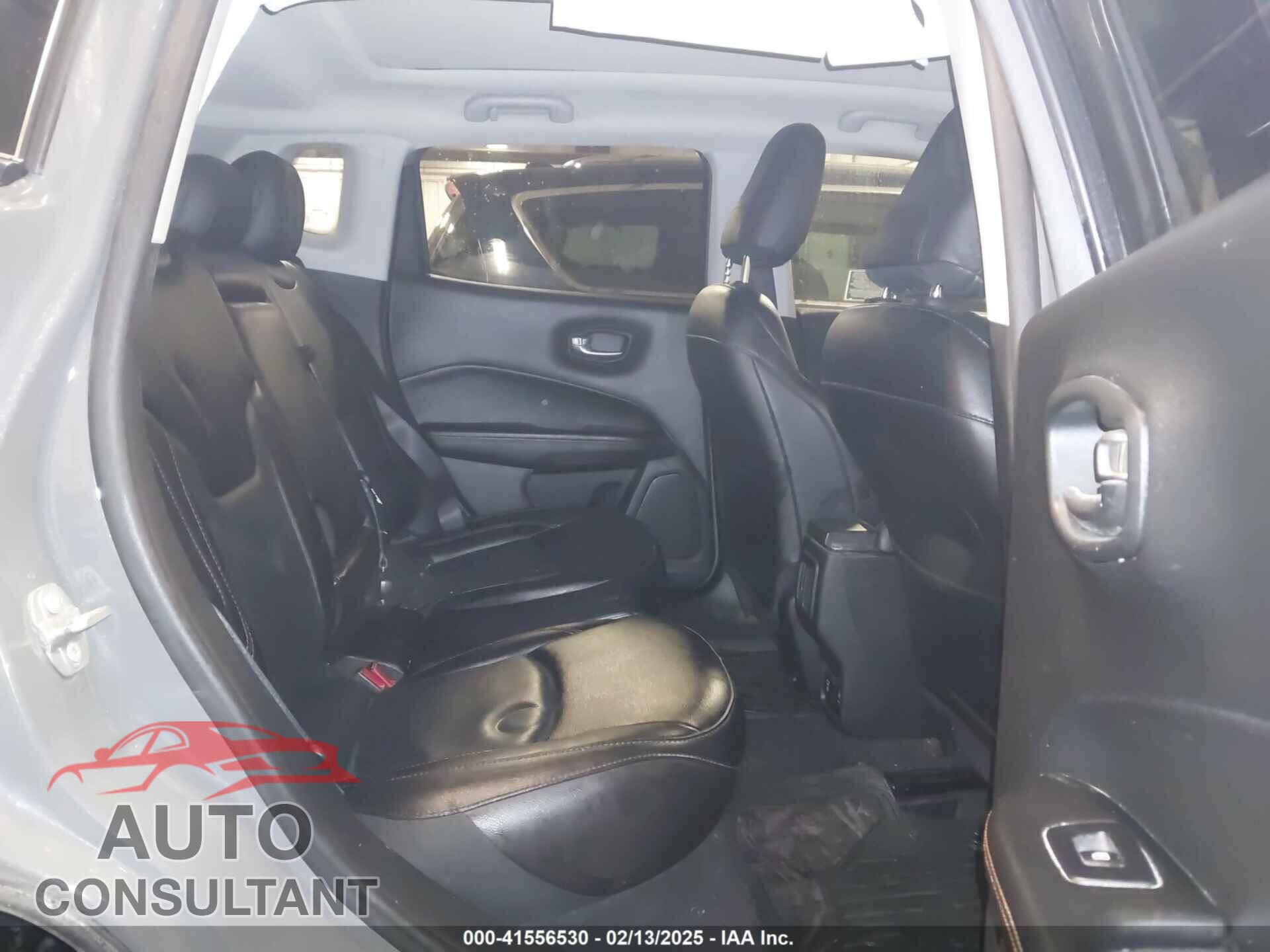 JEEP COMPASS 2020 - 3C4NJDCB9LT164183