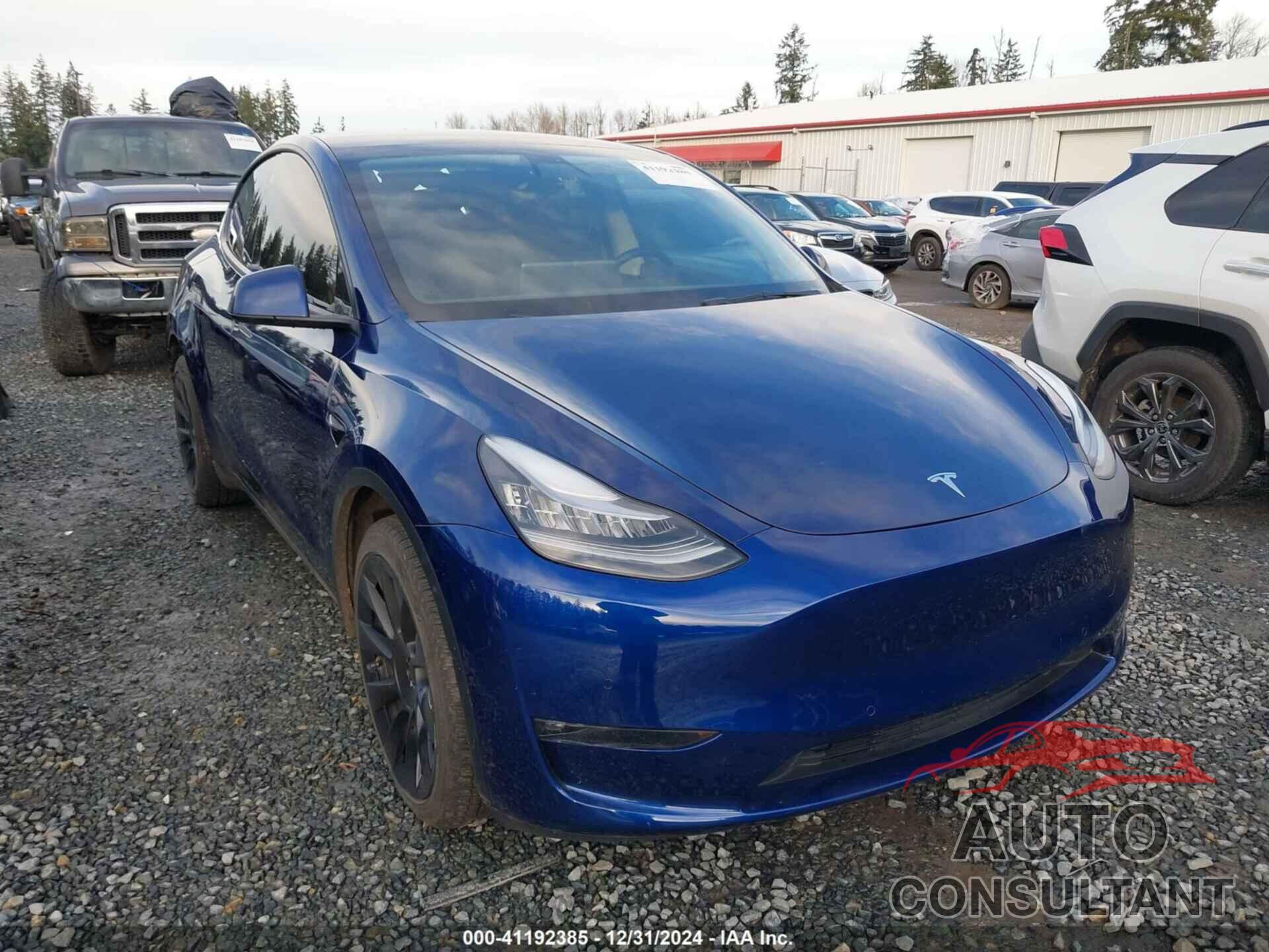 TESLA MODEL Y 2021 - 5YJYGDEE9MF141361