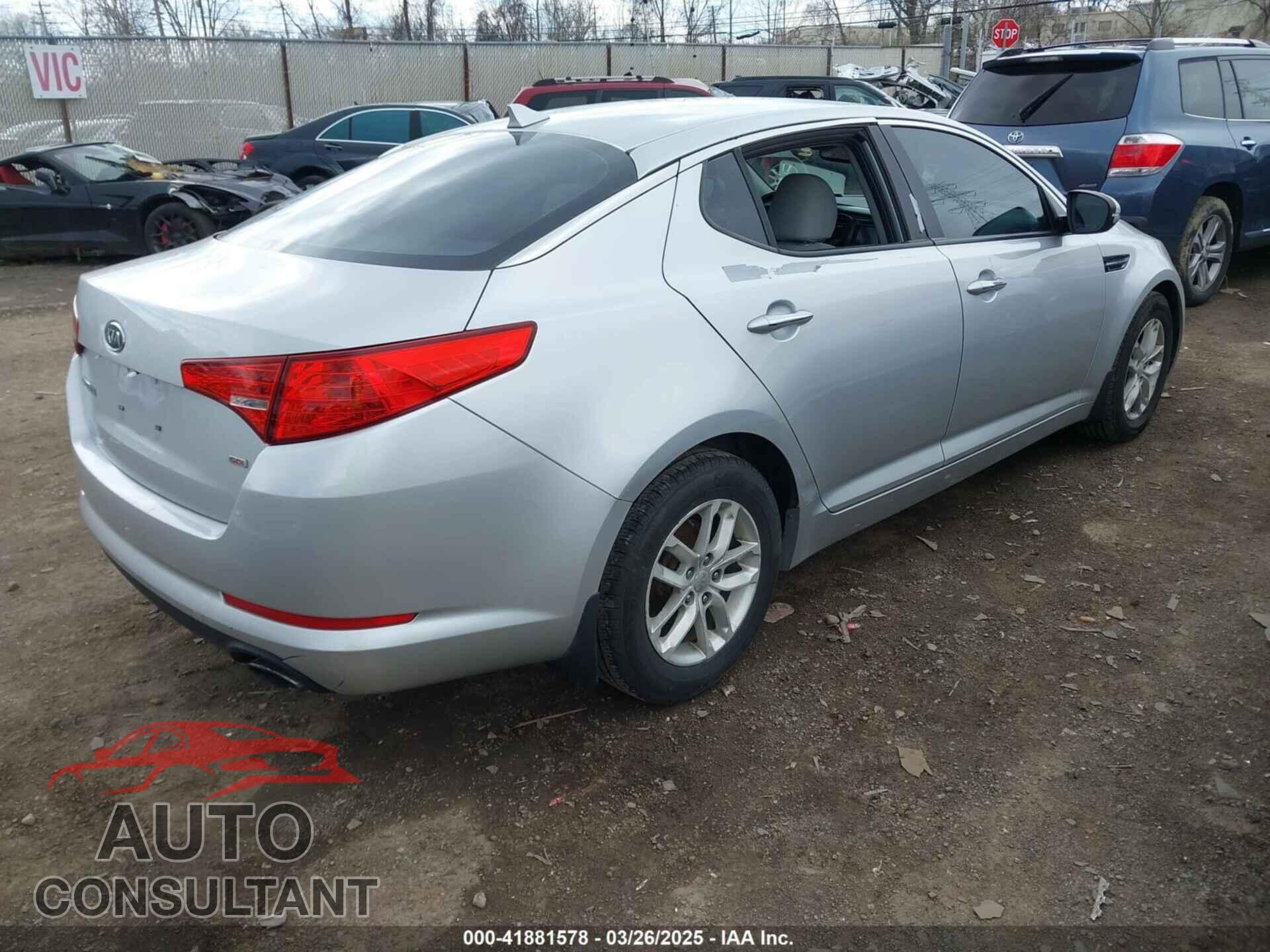 KIA OPTIMA 2012 - KNAGM4A70C5280464