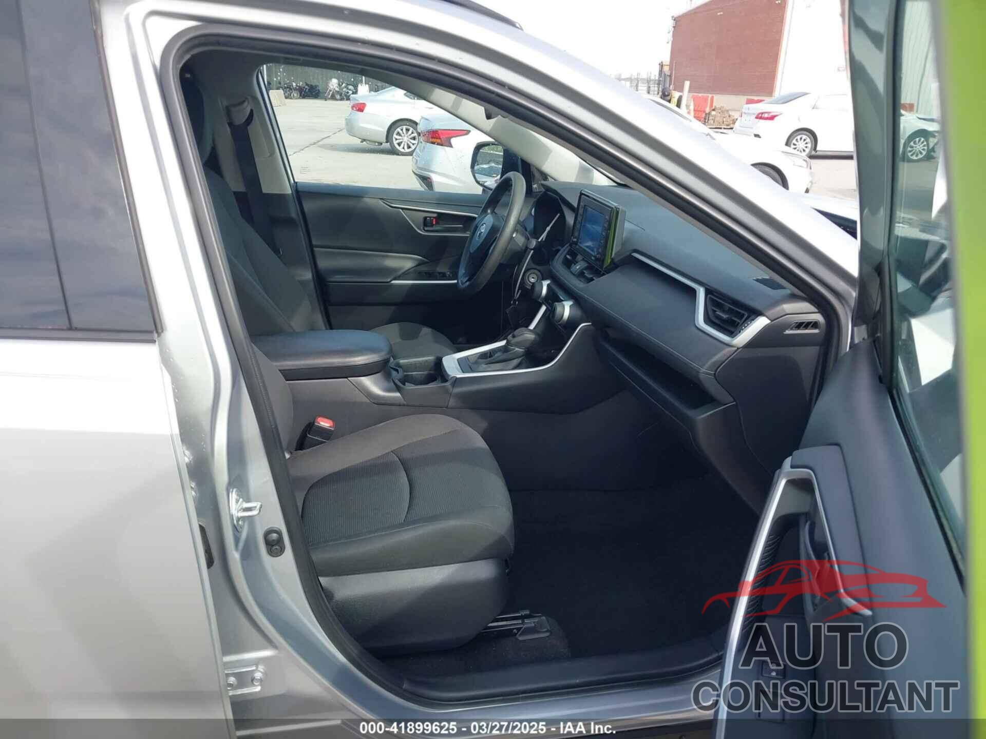 TOYOTA RAV4 2021 - 2T3H1RFV0MC116034