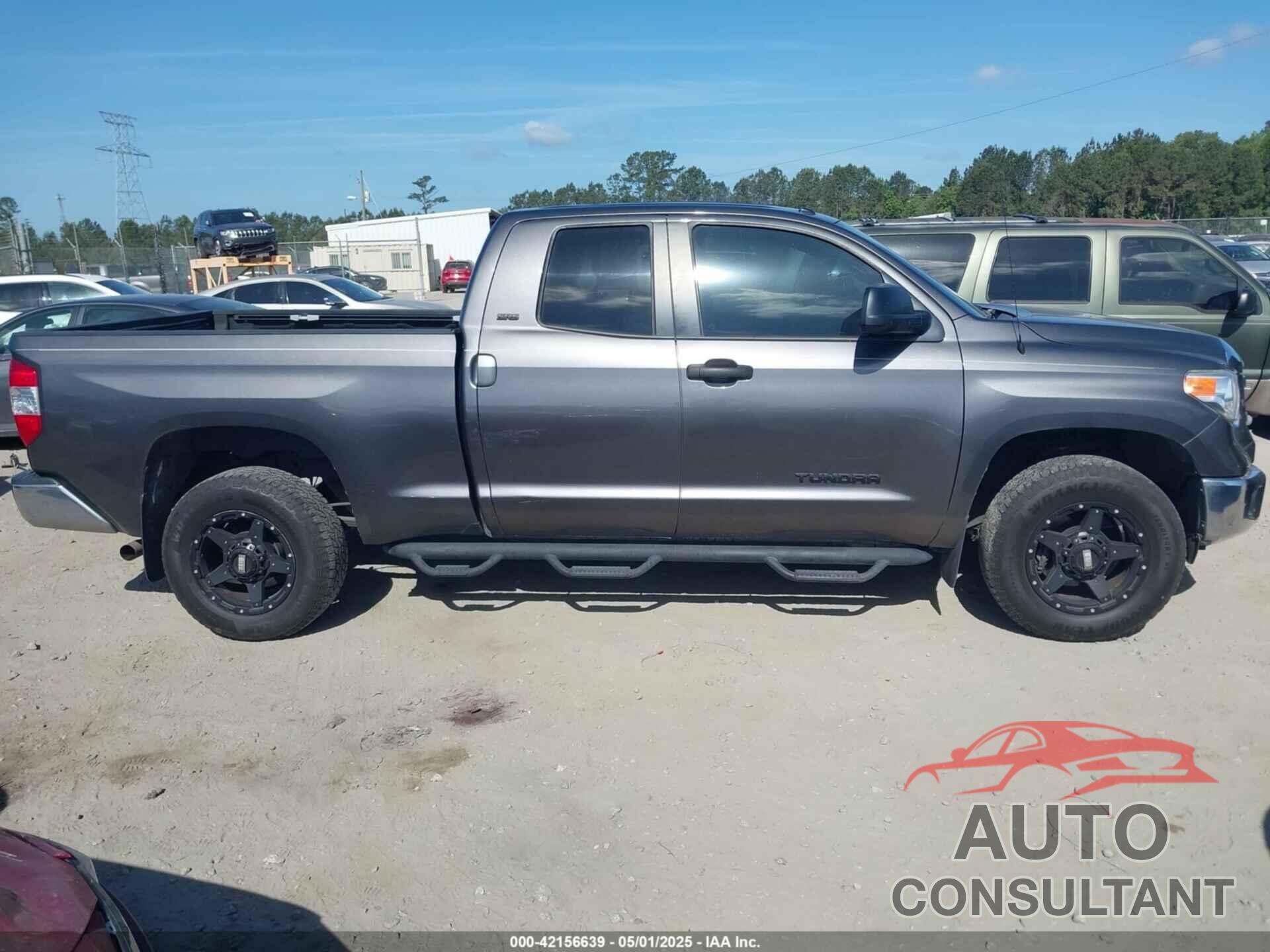 TOYOTA TUNDRA 2017 - 5TFRM5F10HX121218
