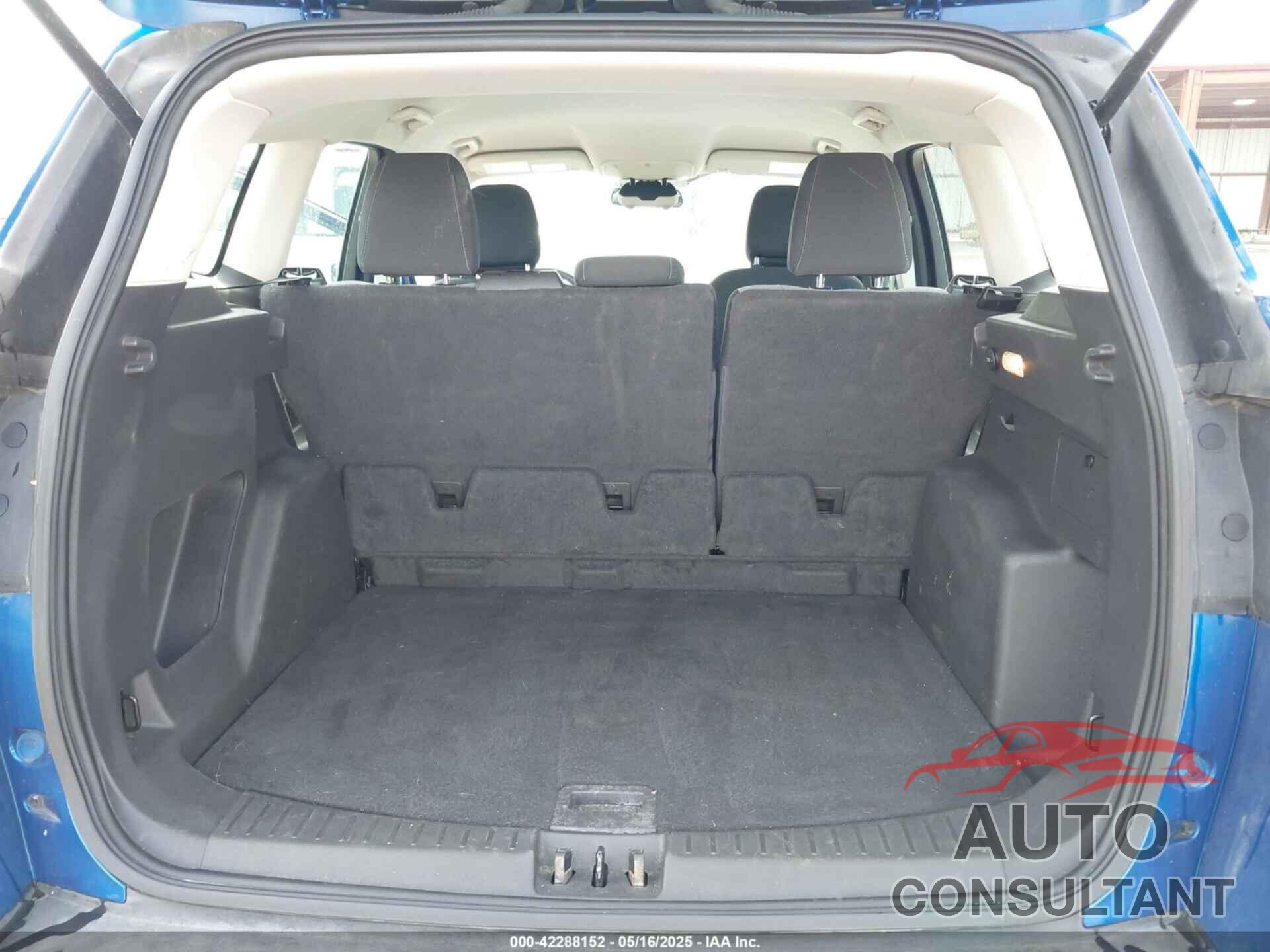 FORD ESCAPE 2018 - 1FMCU0F74JUB42878