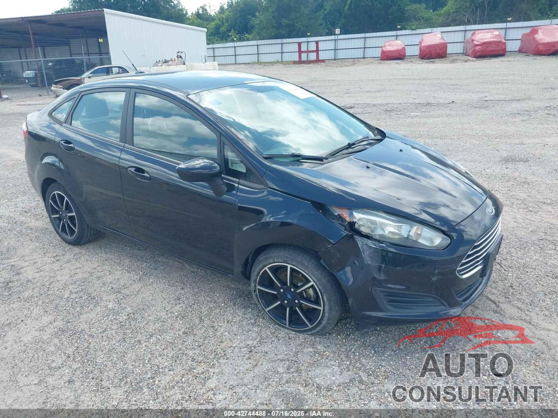 FORD FIESTA 2019 - 3FADP4BJ2KM157562