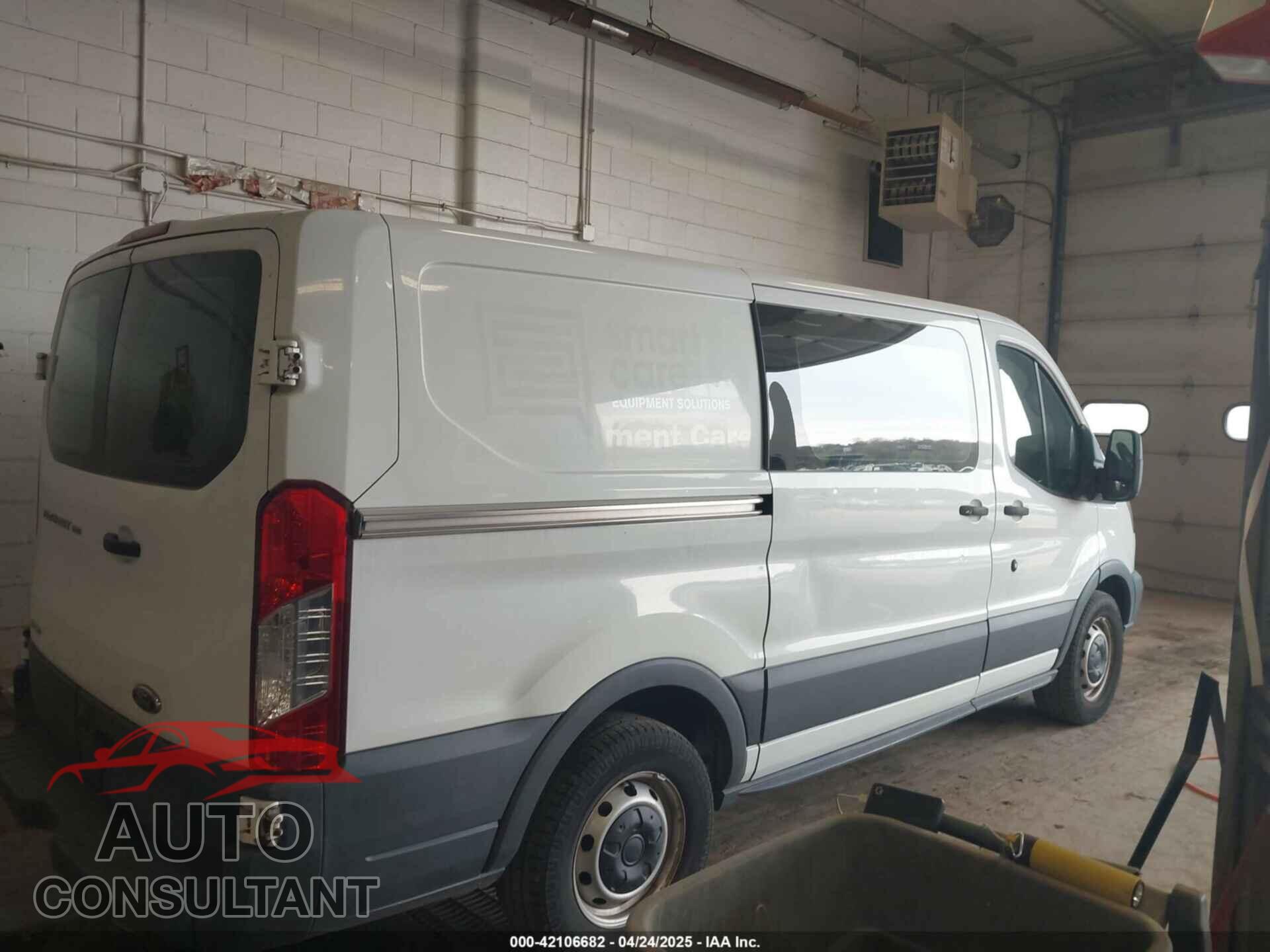 FORD TRANSIT-150 2015 - 1FTNE1YG9FKB08497