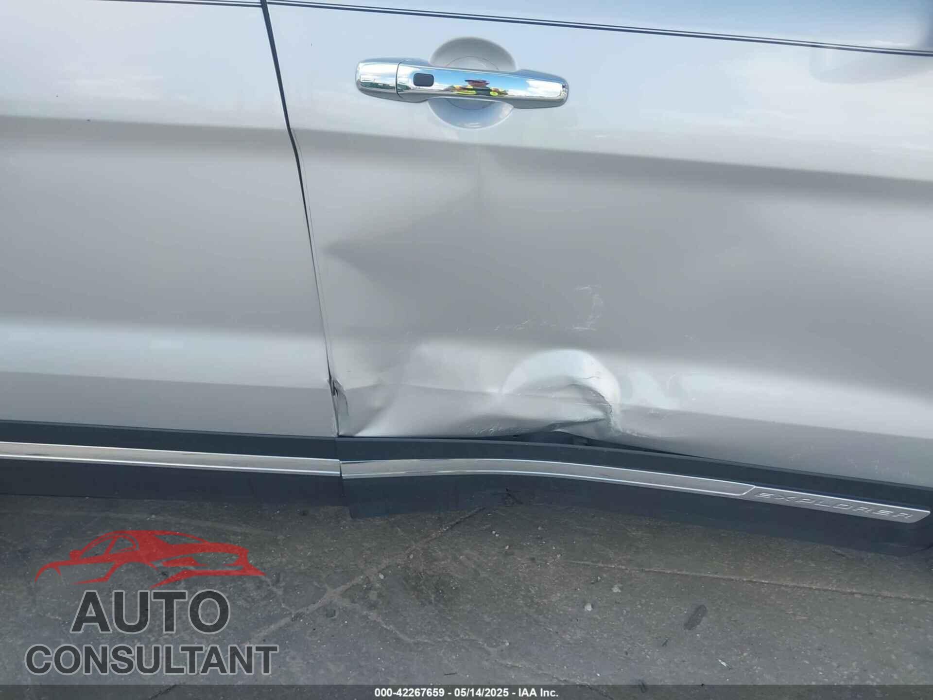 FORD EXPLORER 2018 - 1FM5K7F89JGB85370