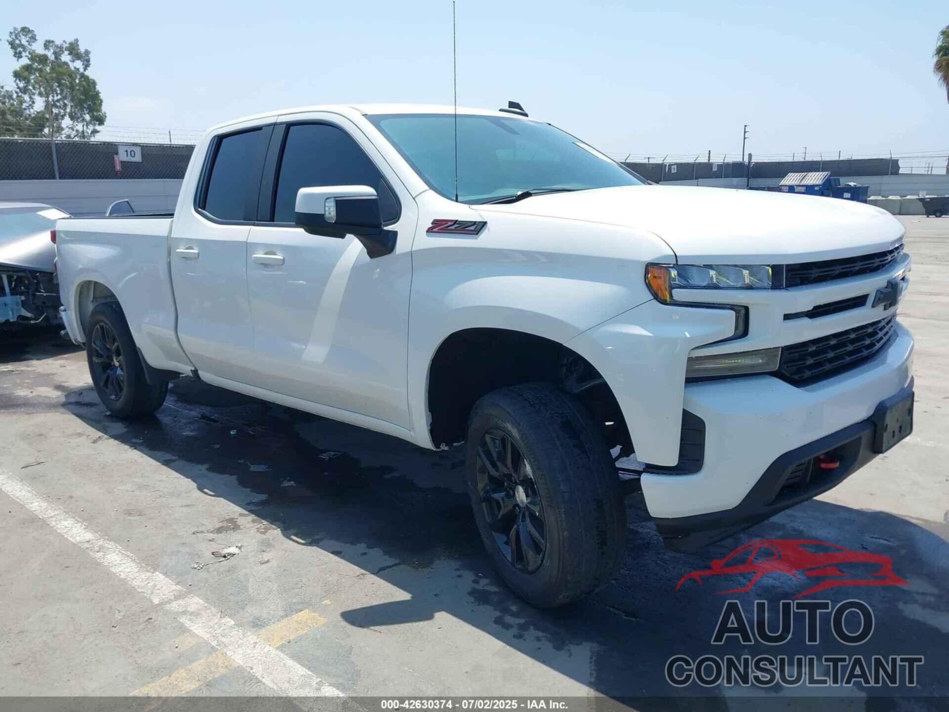 CHEVROLET SILVERADO 1500 2020 - 1GCRYDED9LZ202676
