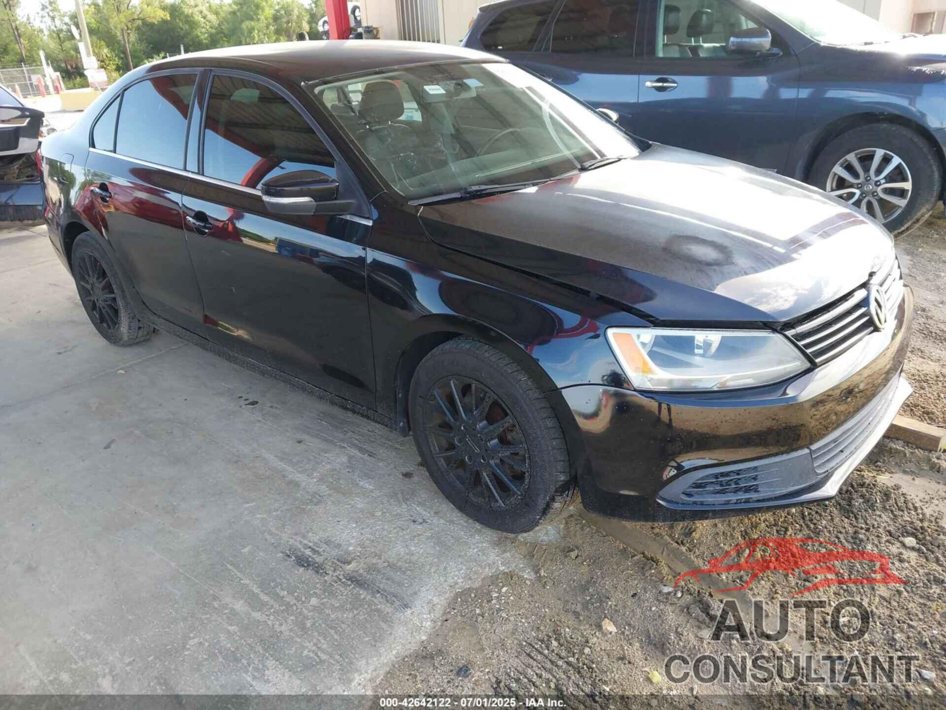 VOLKSWAGEN JETTA 2013 - 3VWDX7AJ8DM215350