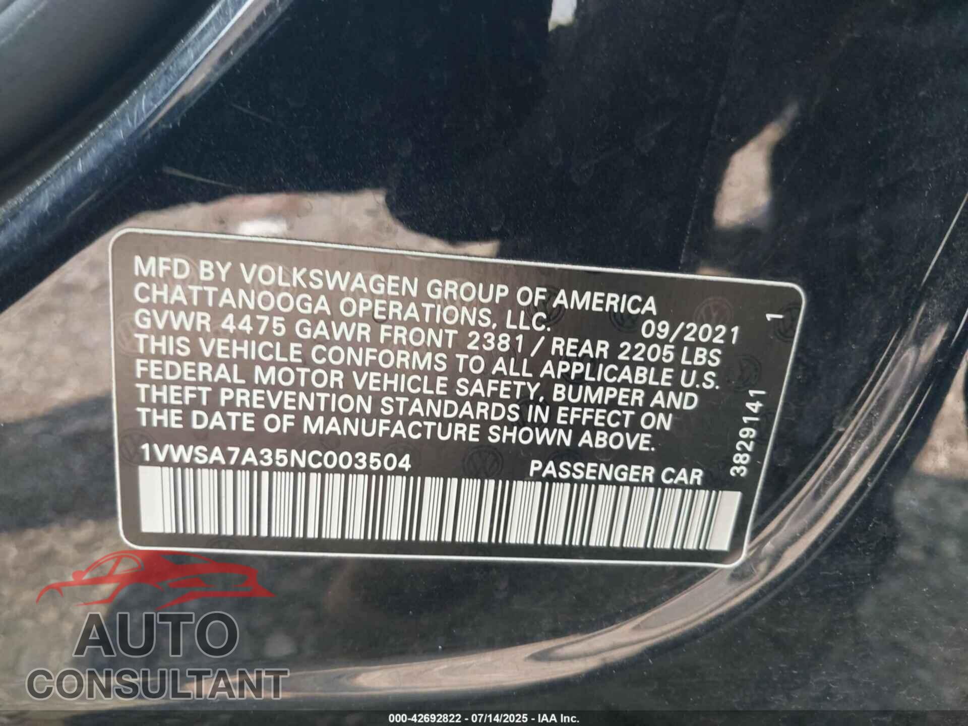 VOLKSWAGEN PASSAT 2022 - 1VWSA7A35NC003504