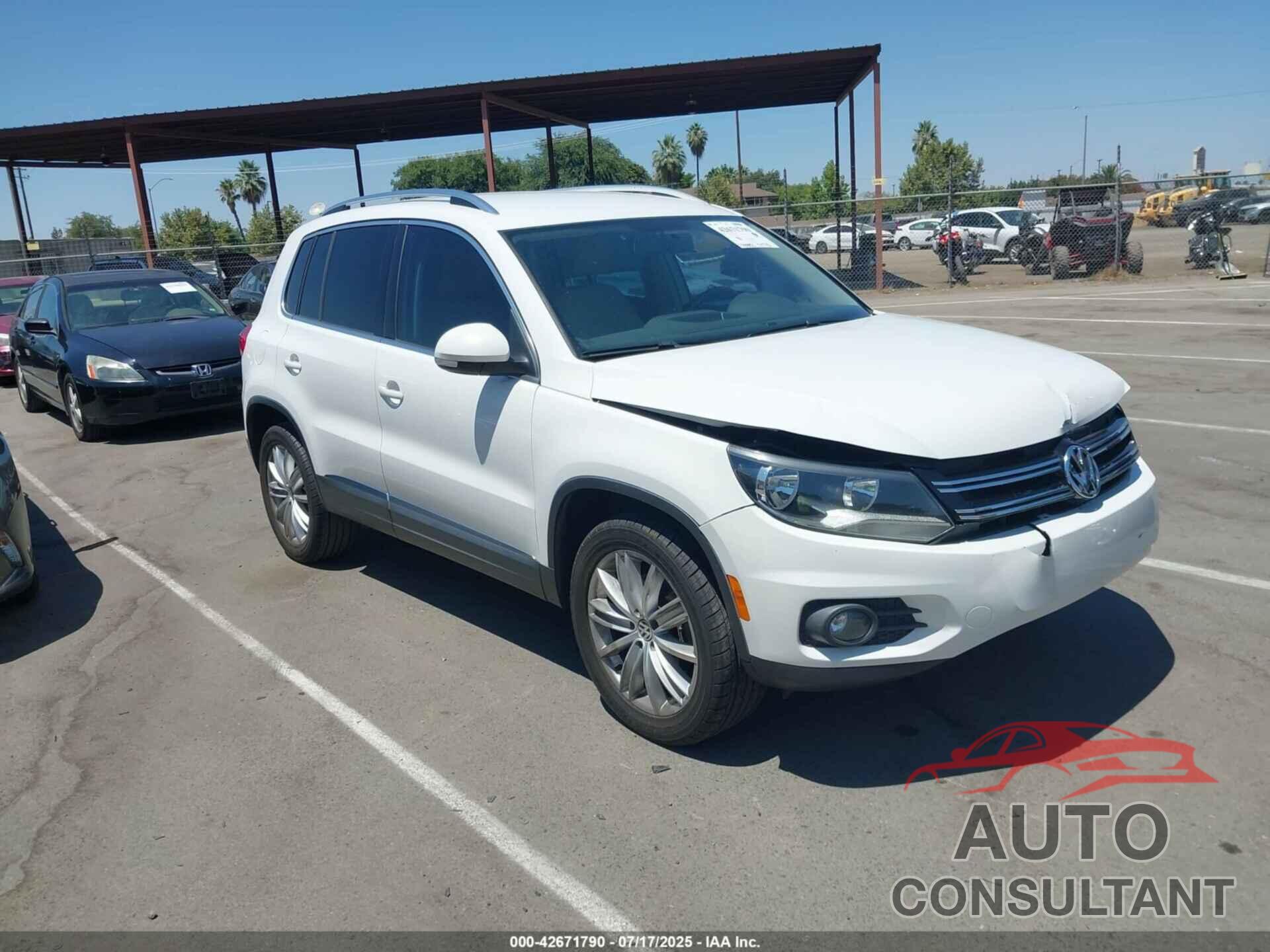 VOLKSWAGEN TIGUAN 2012 - WVGAV7AX0CW545221