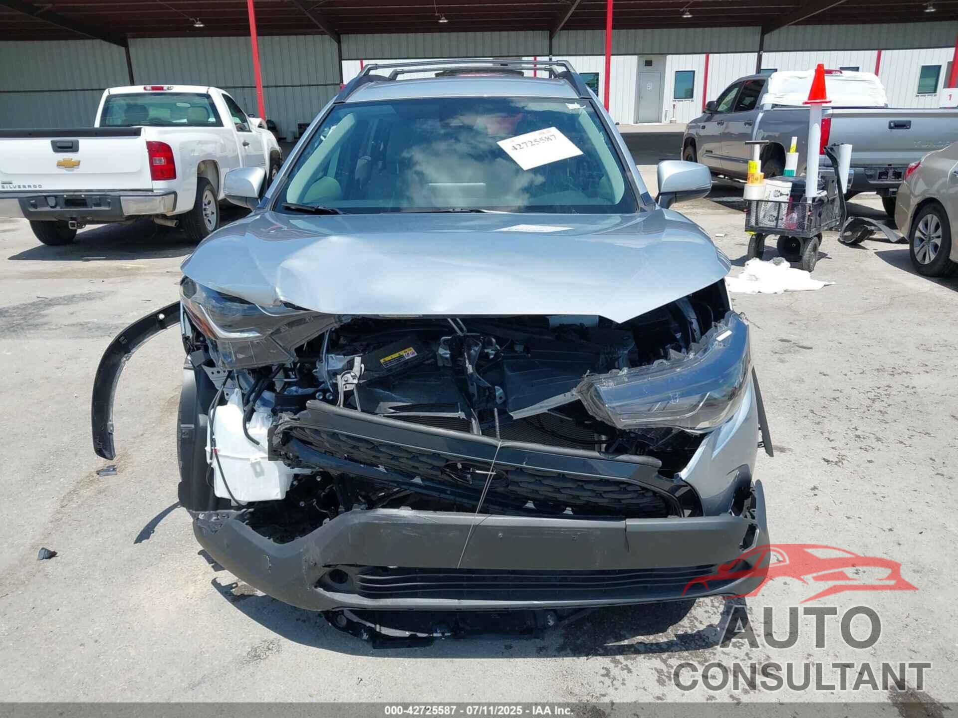 TOYOTA COROLLA CROSS 2022 - 7MUCAAAG8NV004173