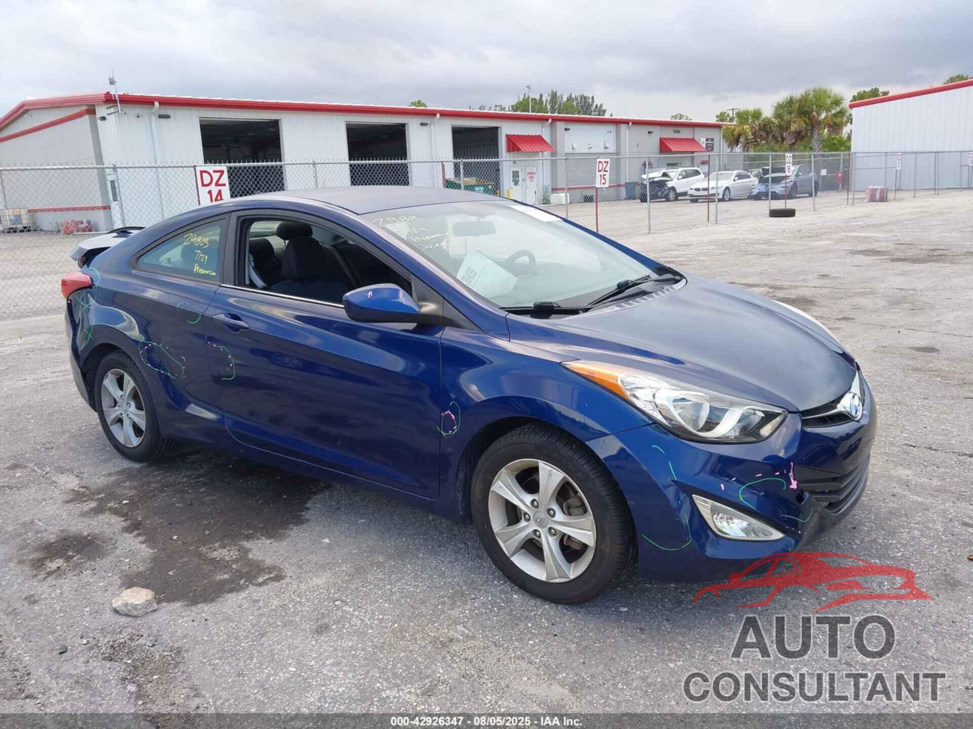 HYUNDAI ELANTRA 2013 - KMHDH6AE0DU005118