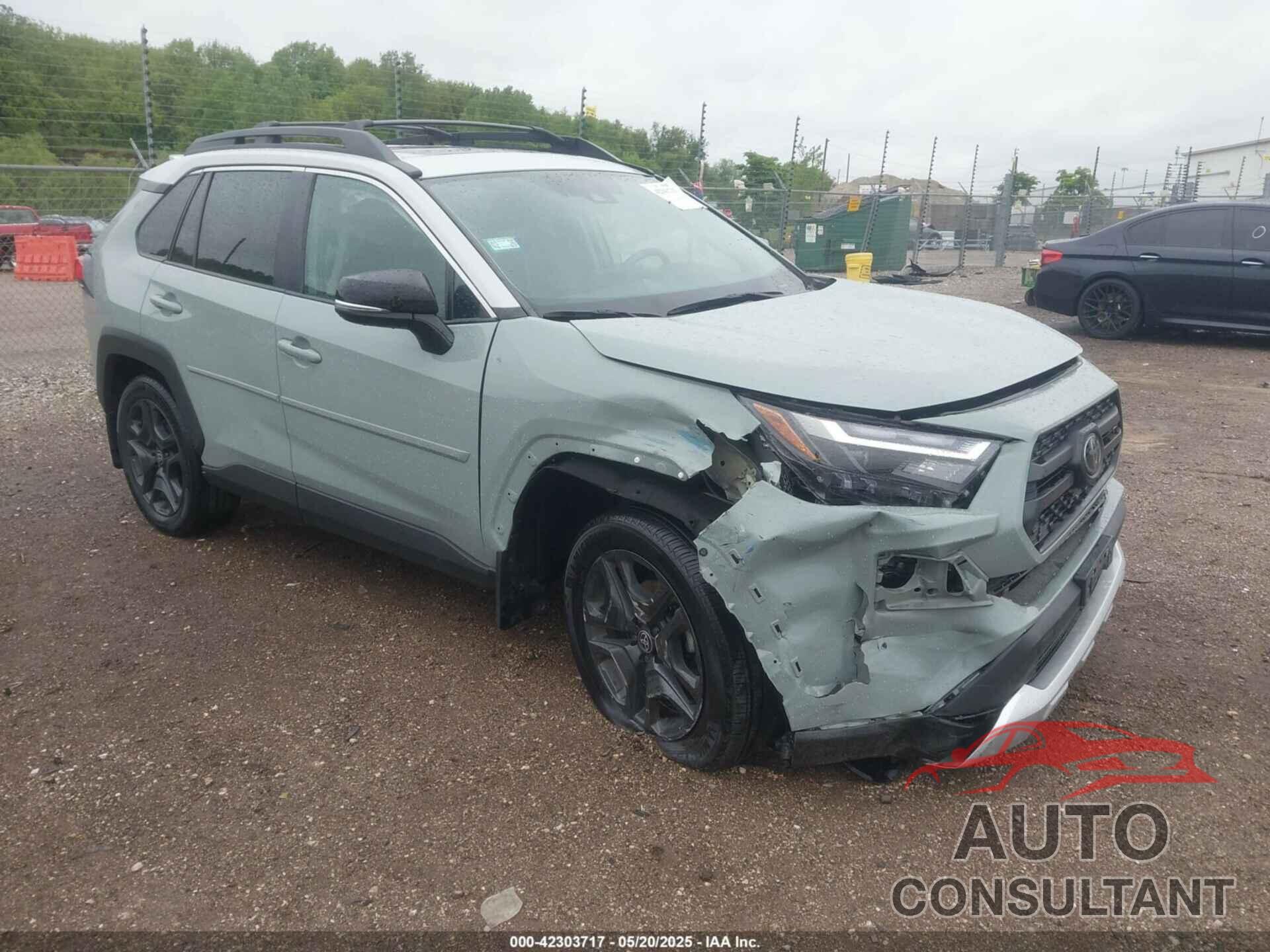 TOYOTA RAV4 2022 - 2T3J1RFV5NW301312