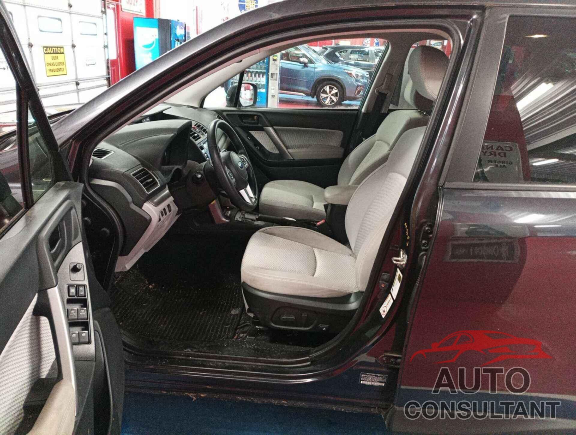 SUBARU FORESTER 2018 - JF2SJAGC2JH479456