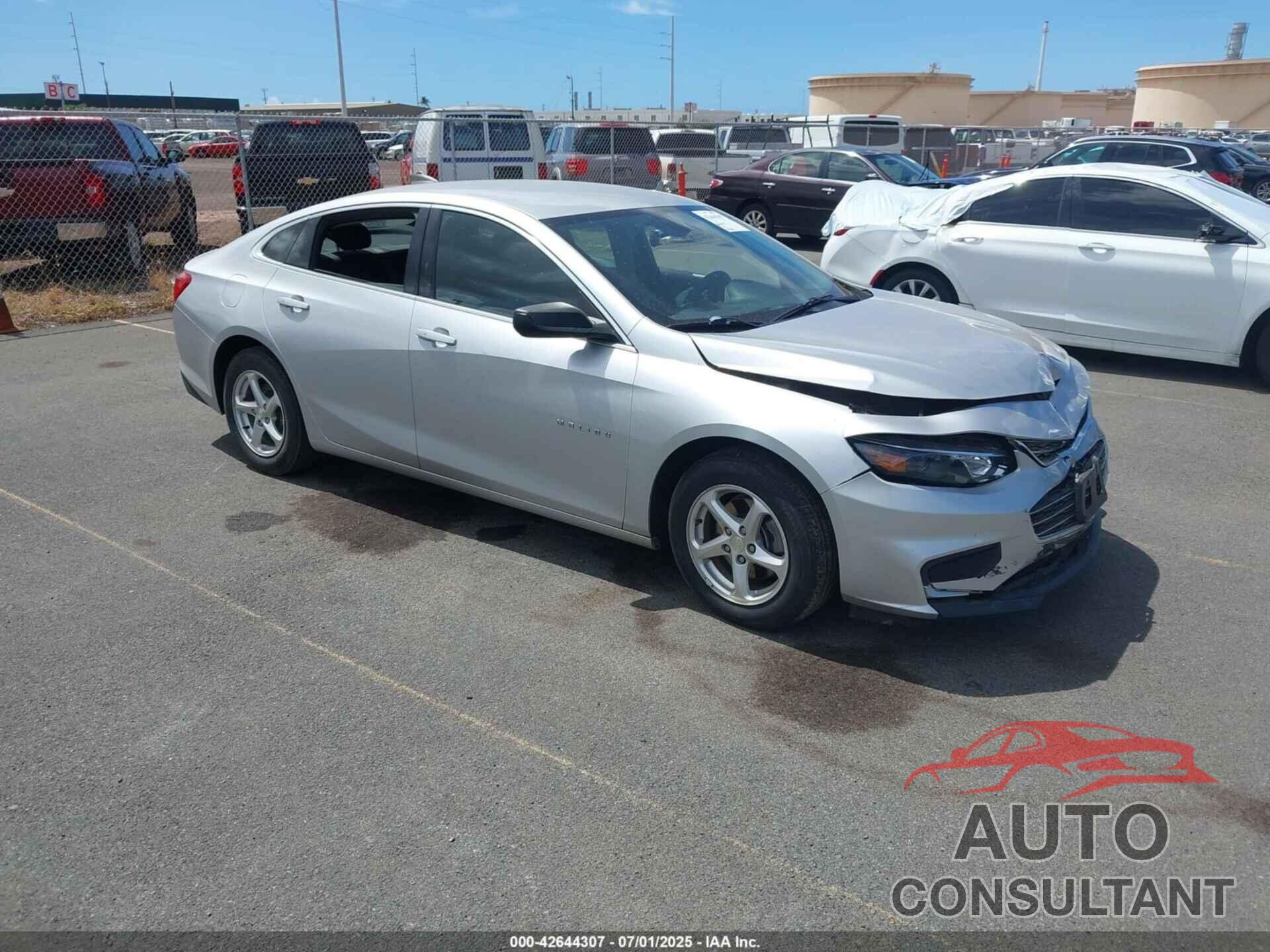 CHEVROLET MALIBU 2018 - 1G1ZB5ST4JF215555