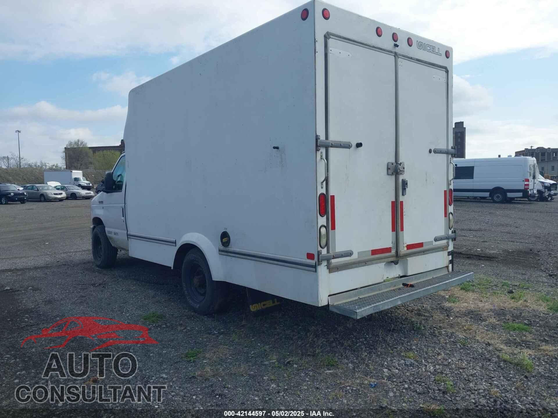 FORD E-350 CUTAWAY 2013 - 1FDWE3FL8DDA83203