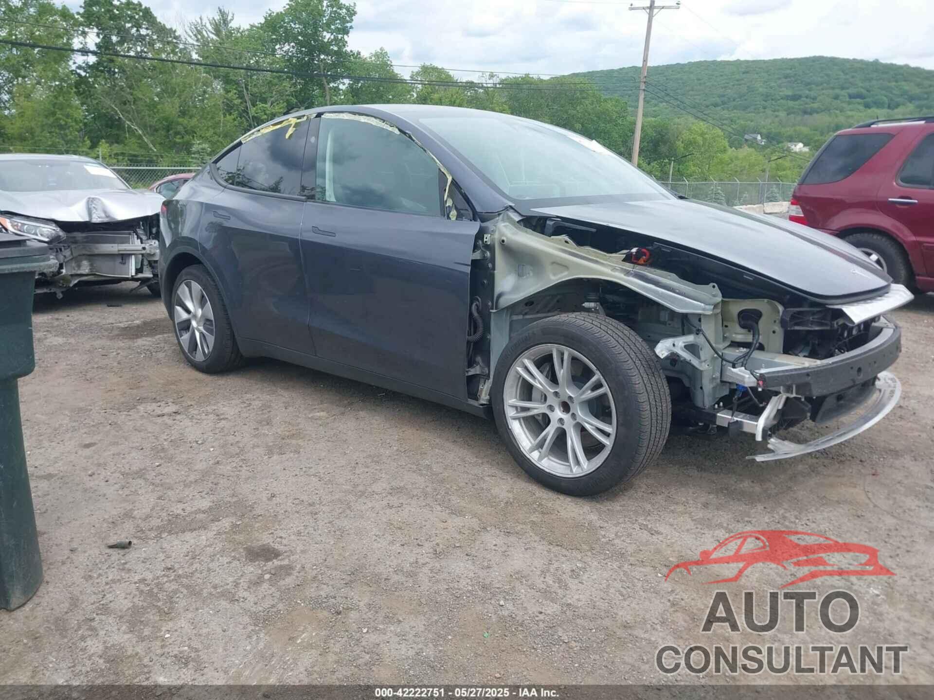 TESLA MODEL Y 2023 - 7SAYGDED2PF935181