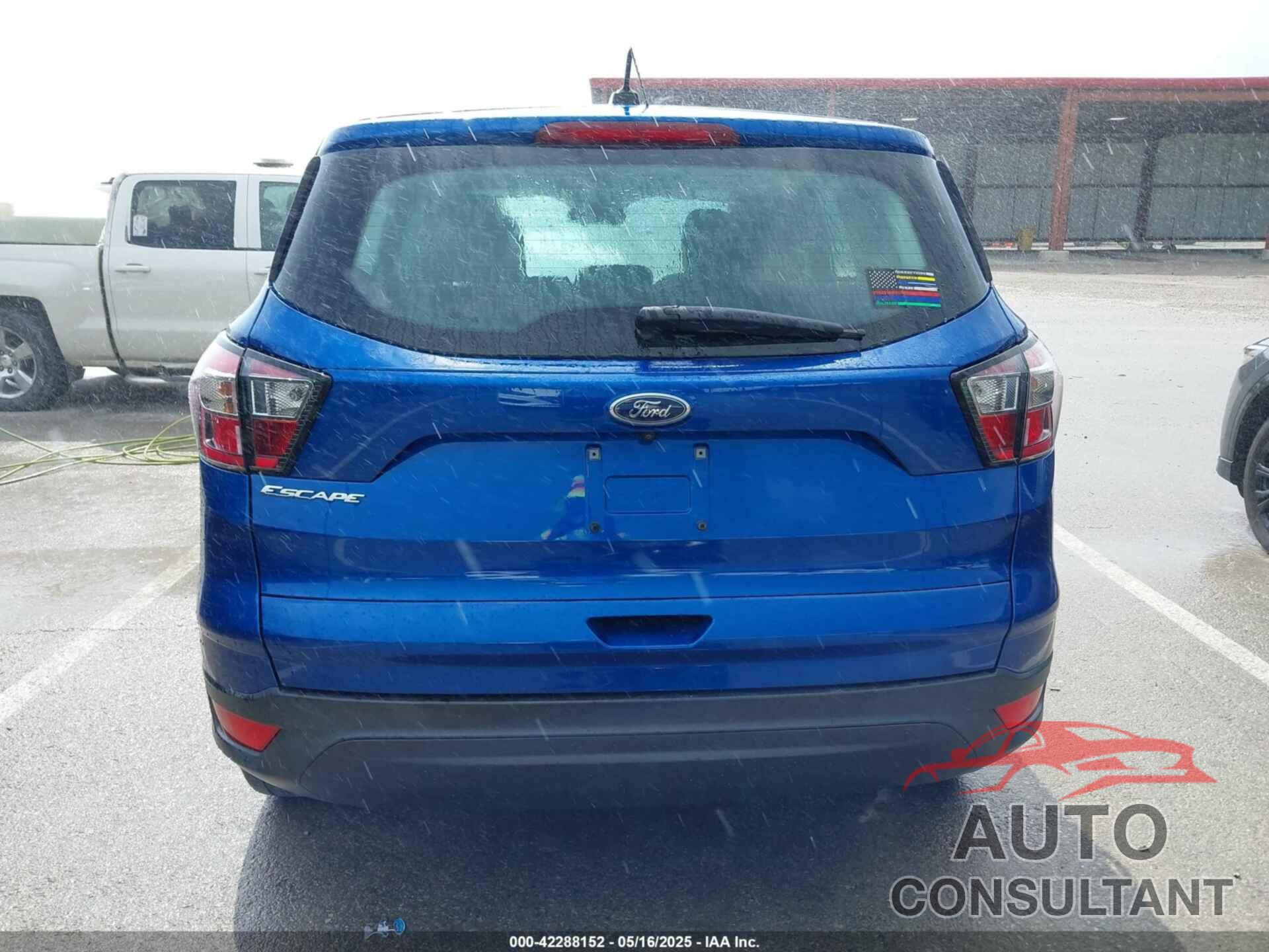 FORD ESCAPE 2018 - 1FMCU0F74JUB42878