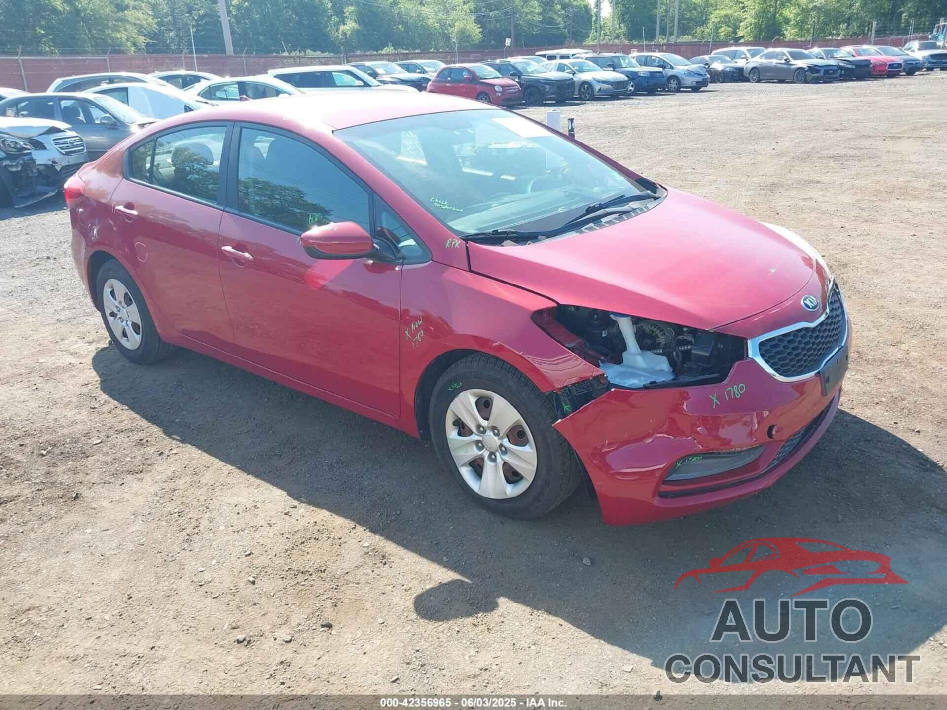 KIA FORTE 2016 - KNAFK4A61G5477366