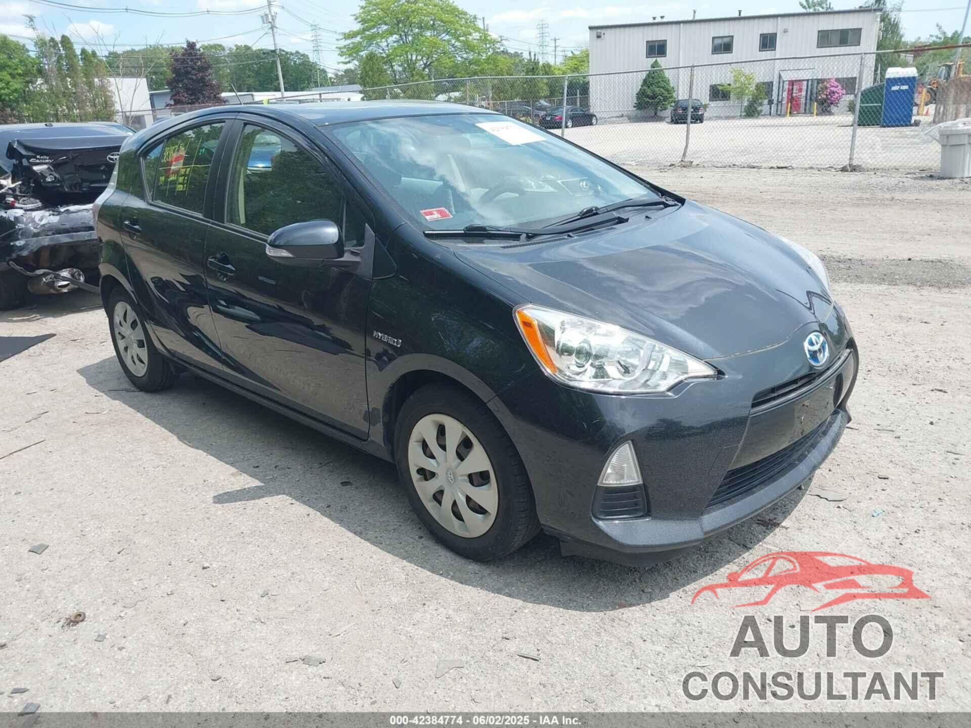 TOYOTA PRIUS C 2013 - JTDKDTB3XD1038387