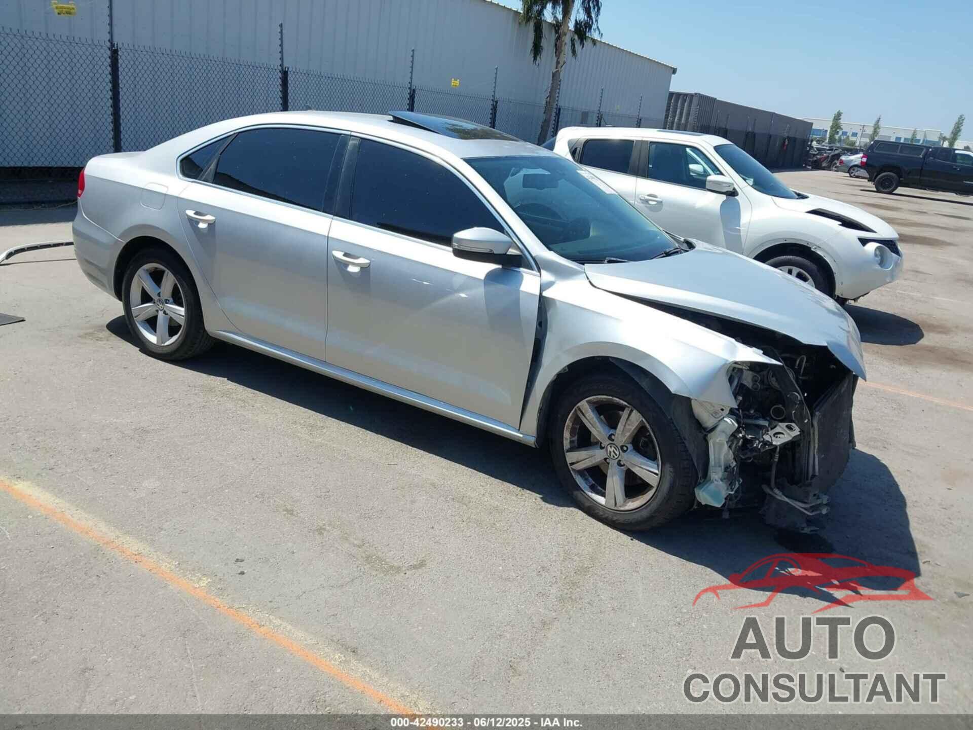 VOLKSWAGEN PASSAT 2013 - 1VWBP7A39DC026166