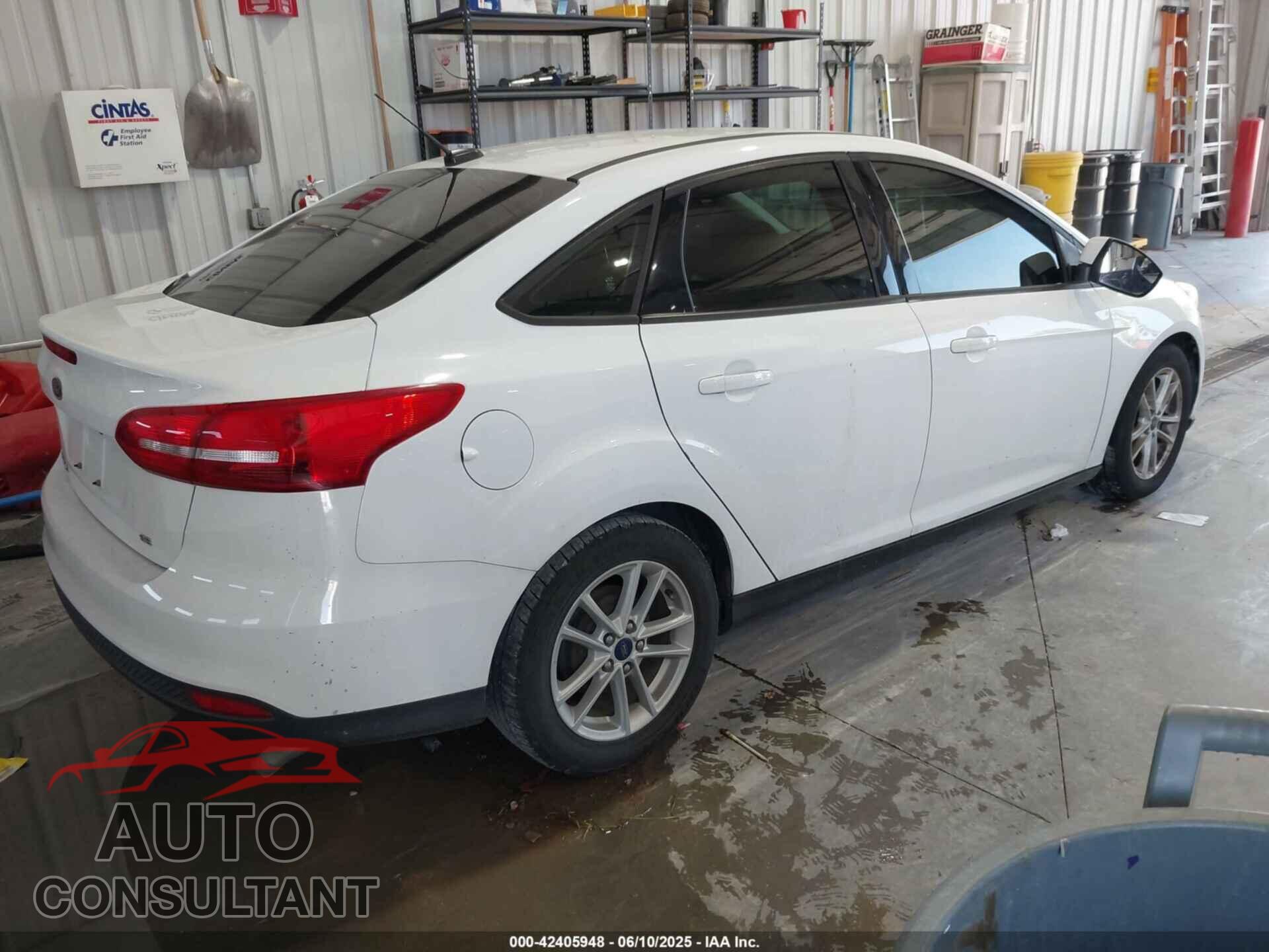 FORD FOCUS 2017 - 1FADP3F20HL268649