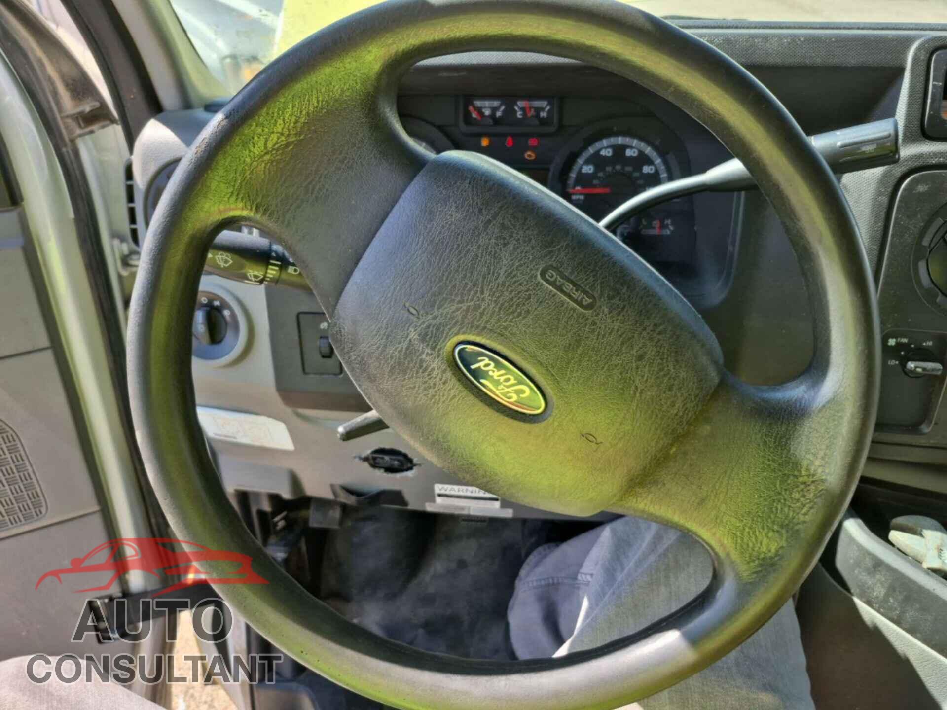 FORD ECONOLINE 2018 - 1FDXE4FS4JDC33269