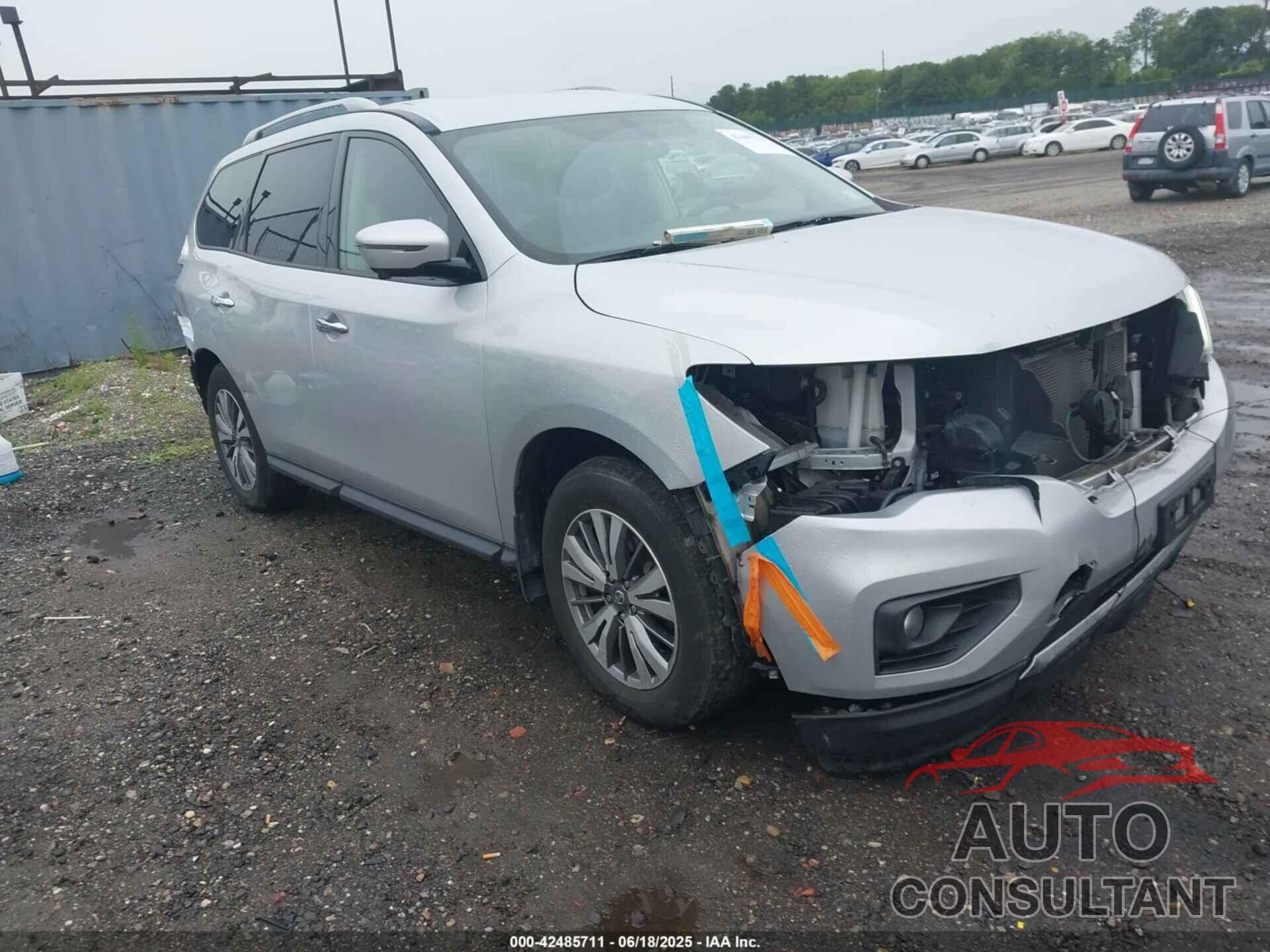NISSAN PATHFINDER 2019 - 5N1DR2MM2KC621799