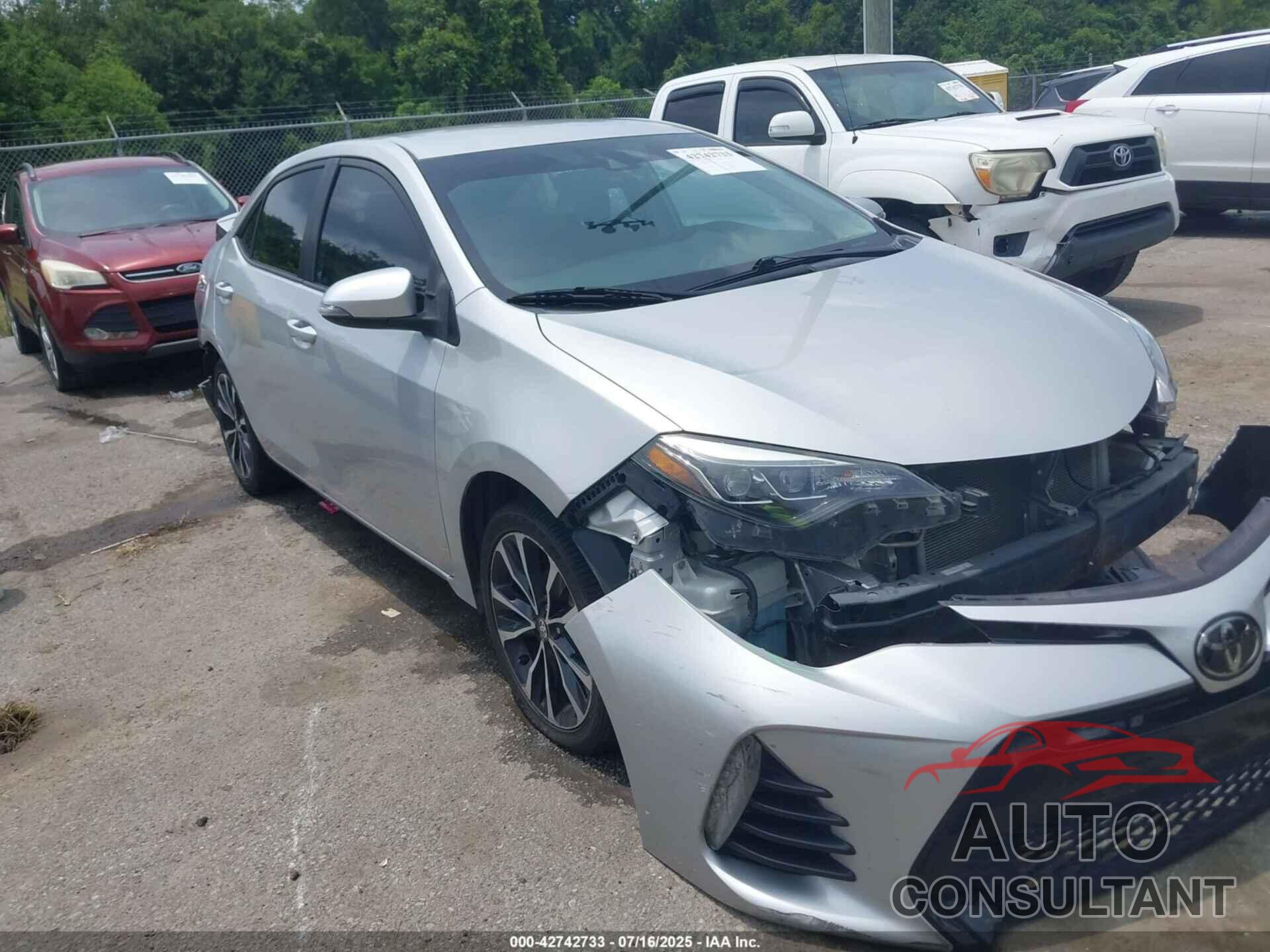 TOYOTA COROLLA 2017 - 5YFBURHE7HP640483