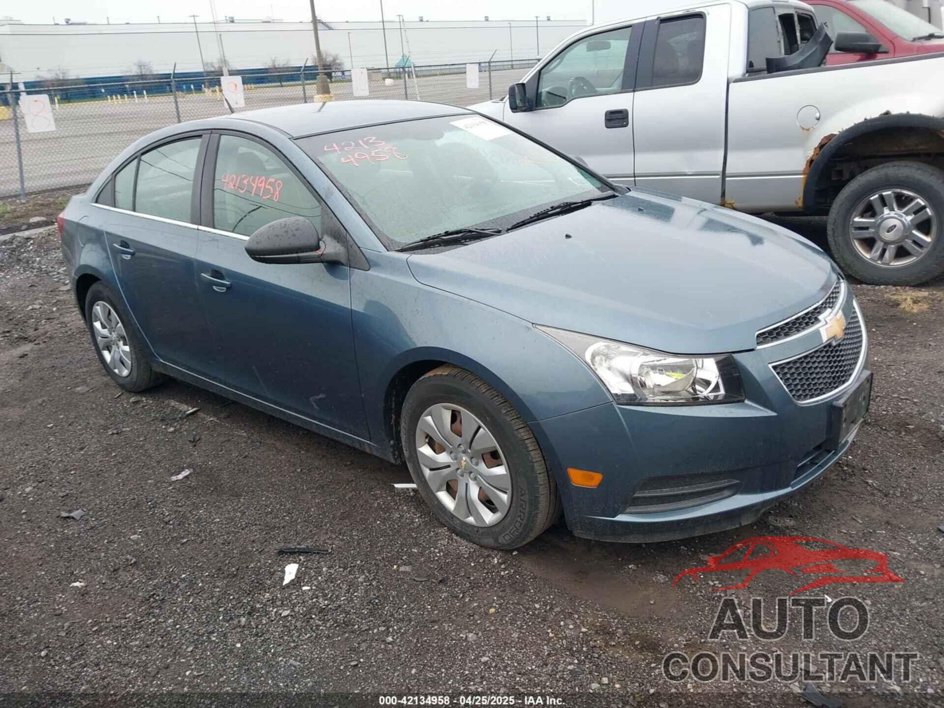 CHEVROLET CRUZE 2012 - 1G1PC5SH3C7220551