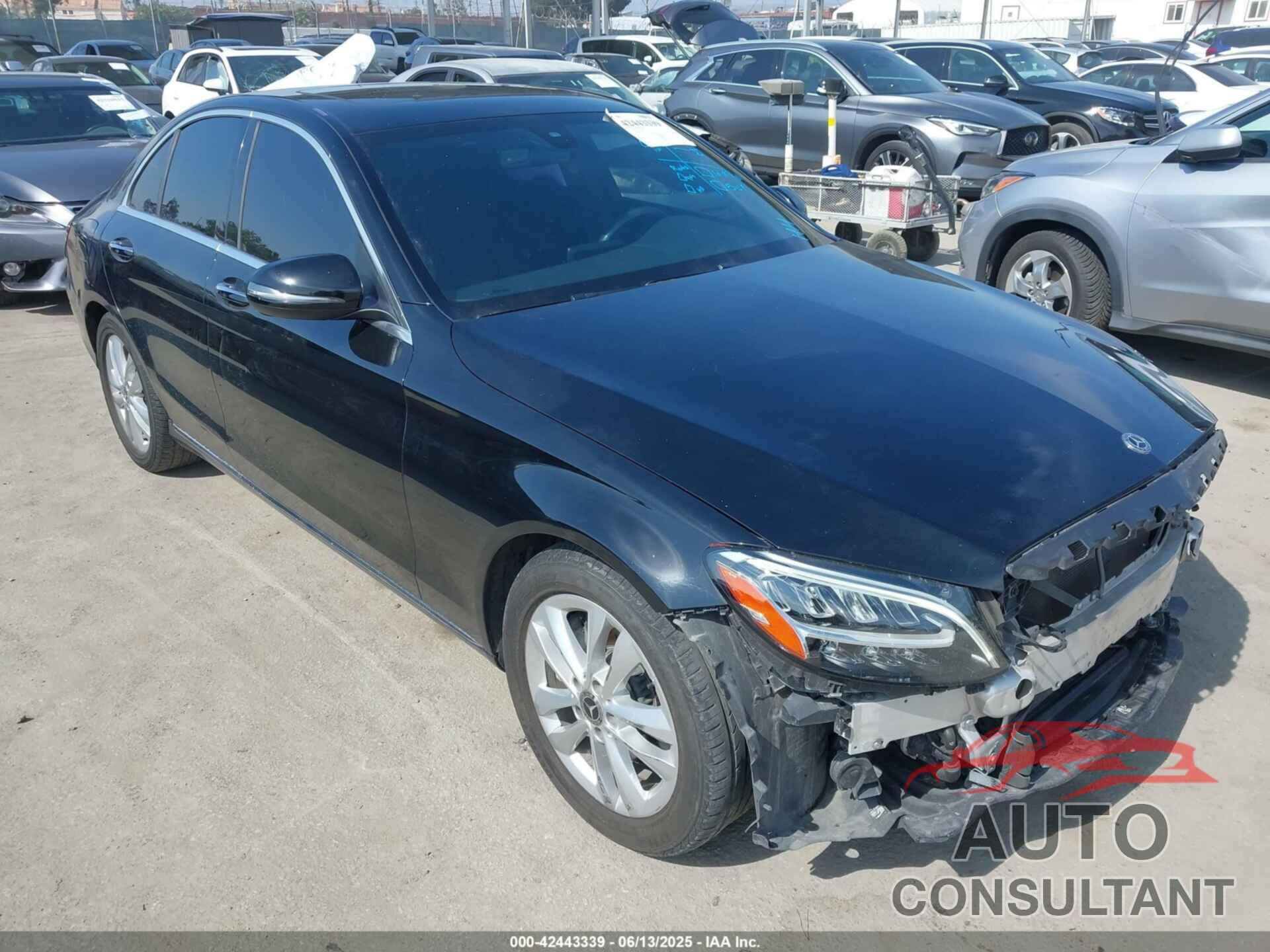 MERCEDES-BENZ C 300 2019 - 55SWF8DB8KU315506