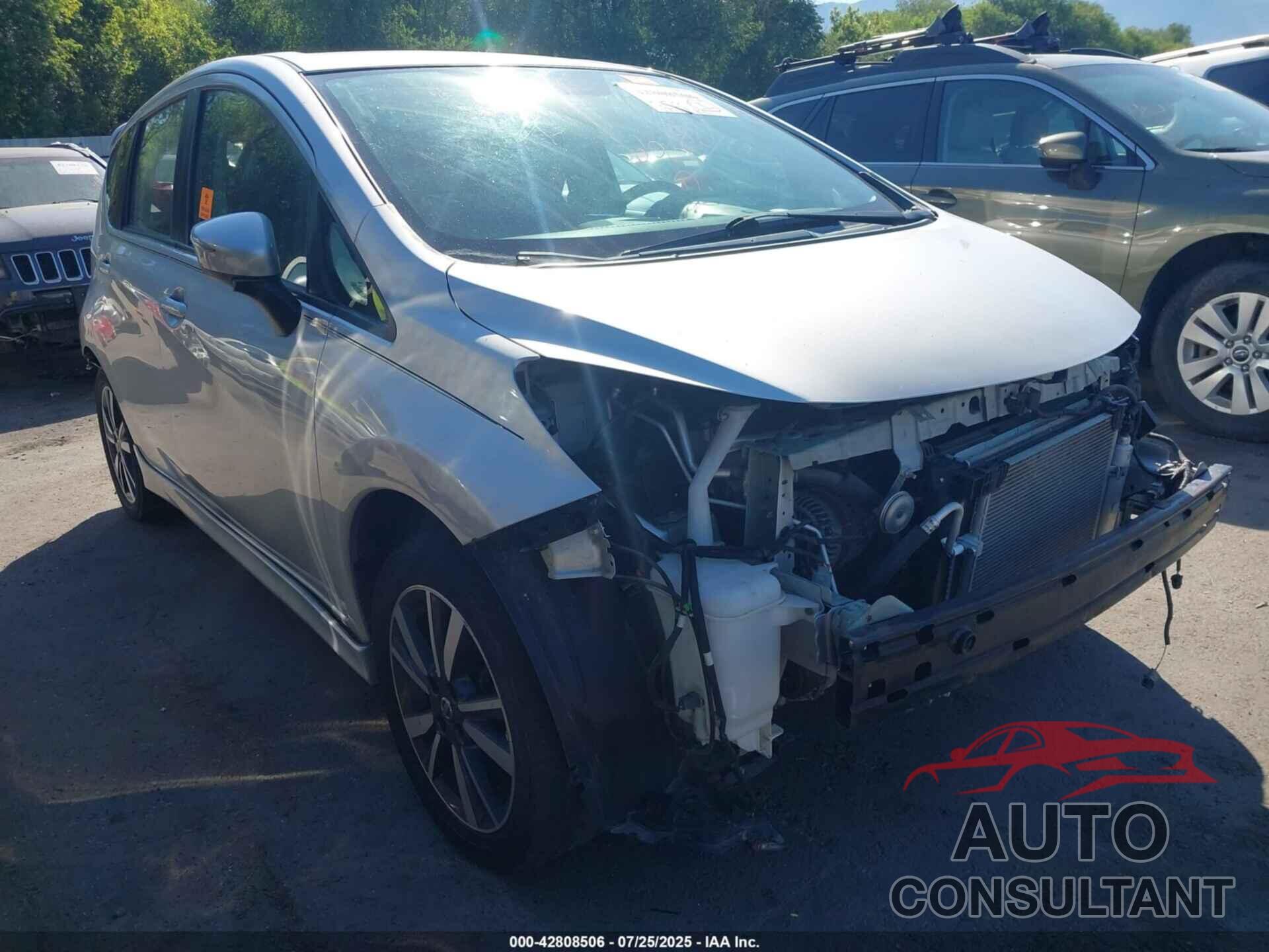 NISSAN VERSA NOTE 2018 - 3N1CE2CP8JL355833