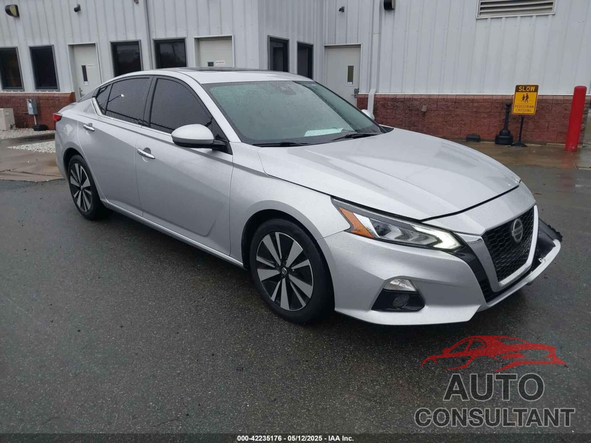NISSAN ALTIMA 2019 - 1N4BL4EV3KC246575