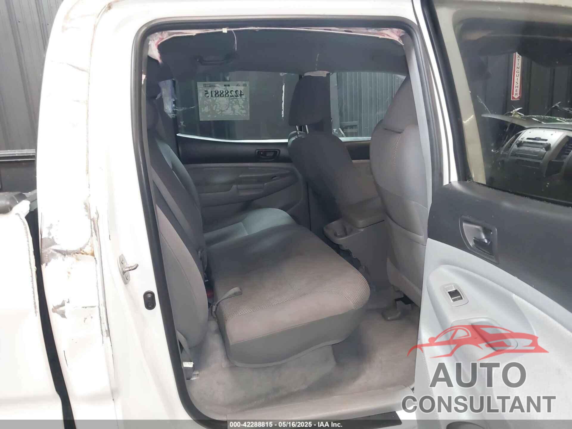 TOYOTA TACOMA 2010 - 5TEMU4FN1AZ738584