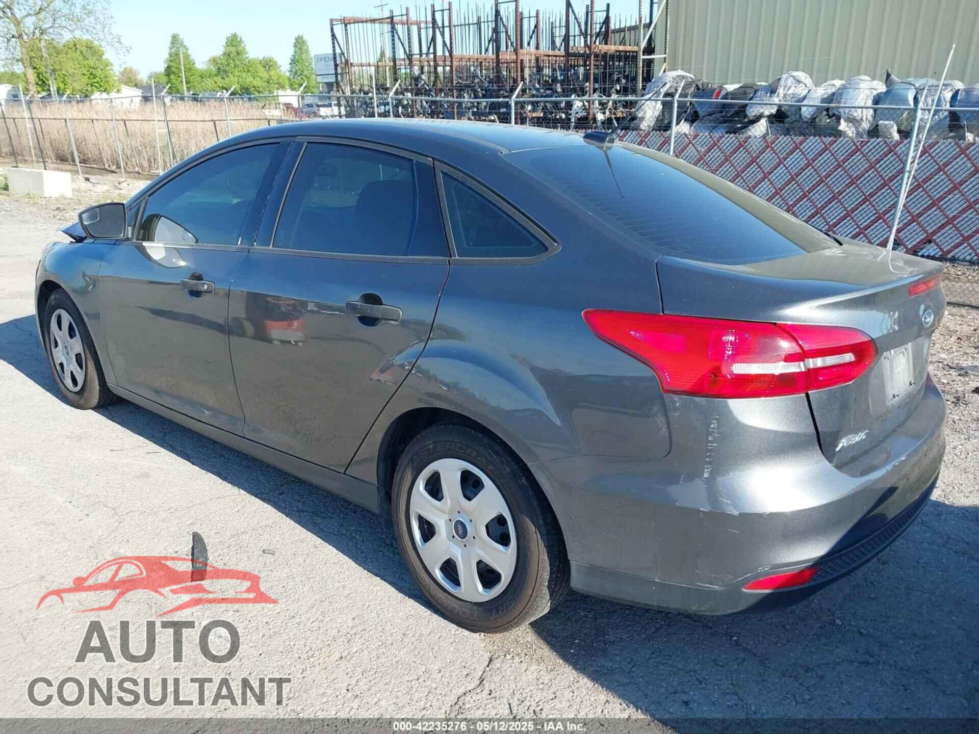 FORD FOCUS 2017 - 1FADP3E24HL283642