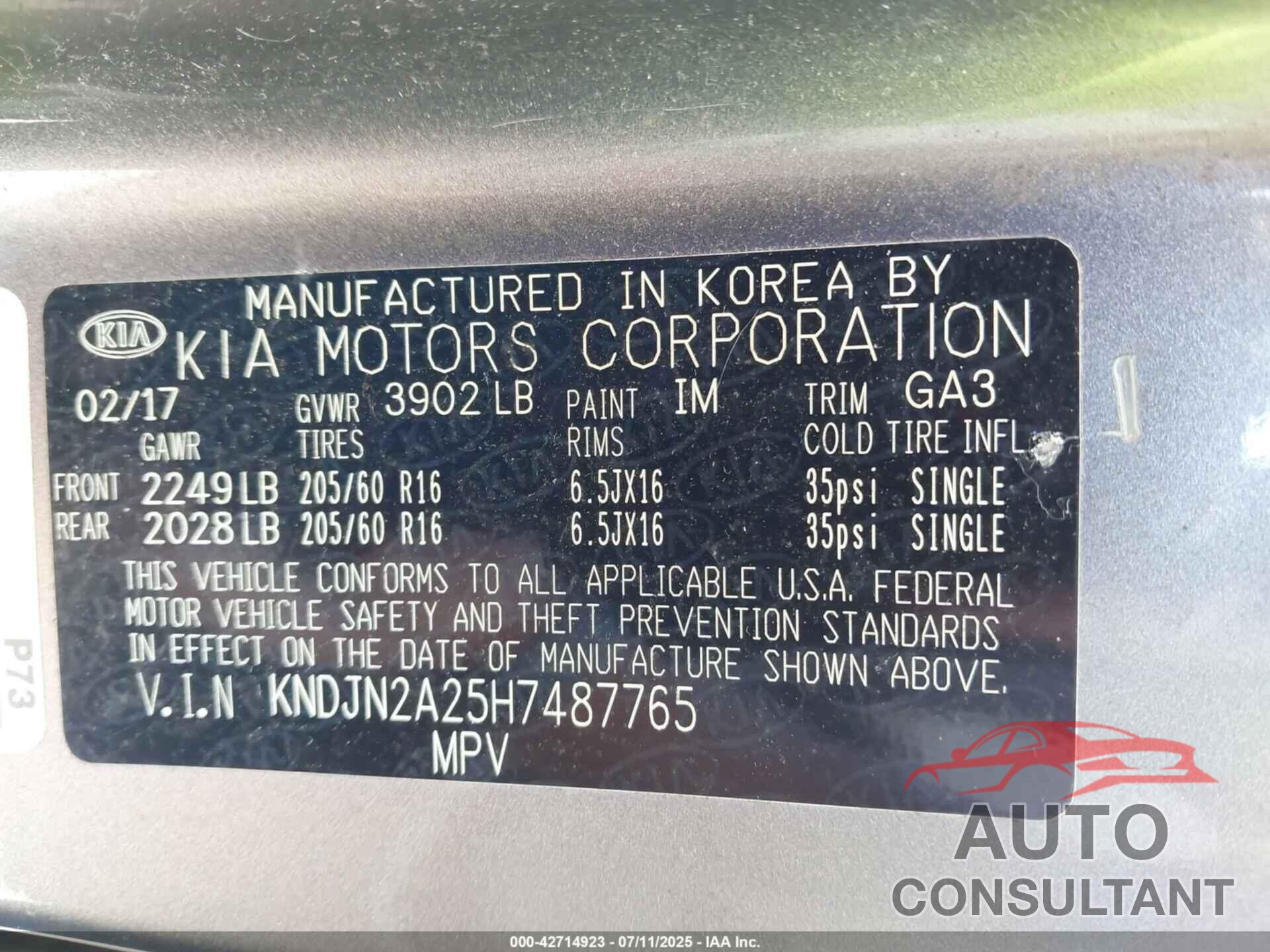KIA SOUL 2017 - KNDJN2A25H7487765