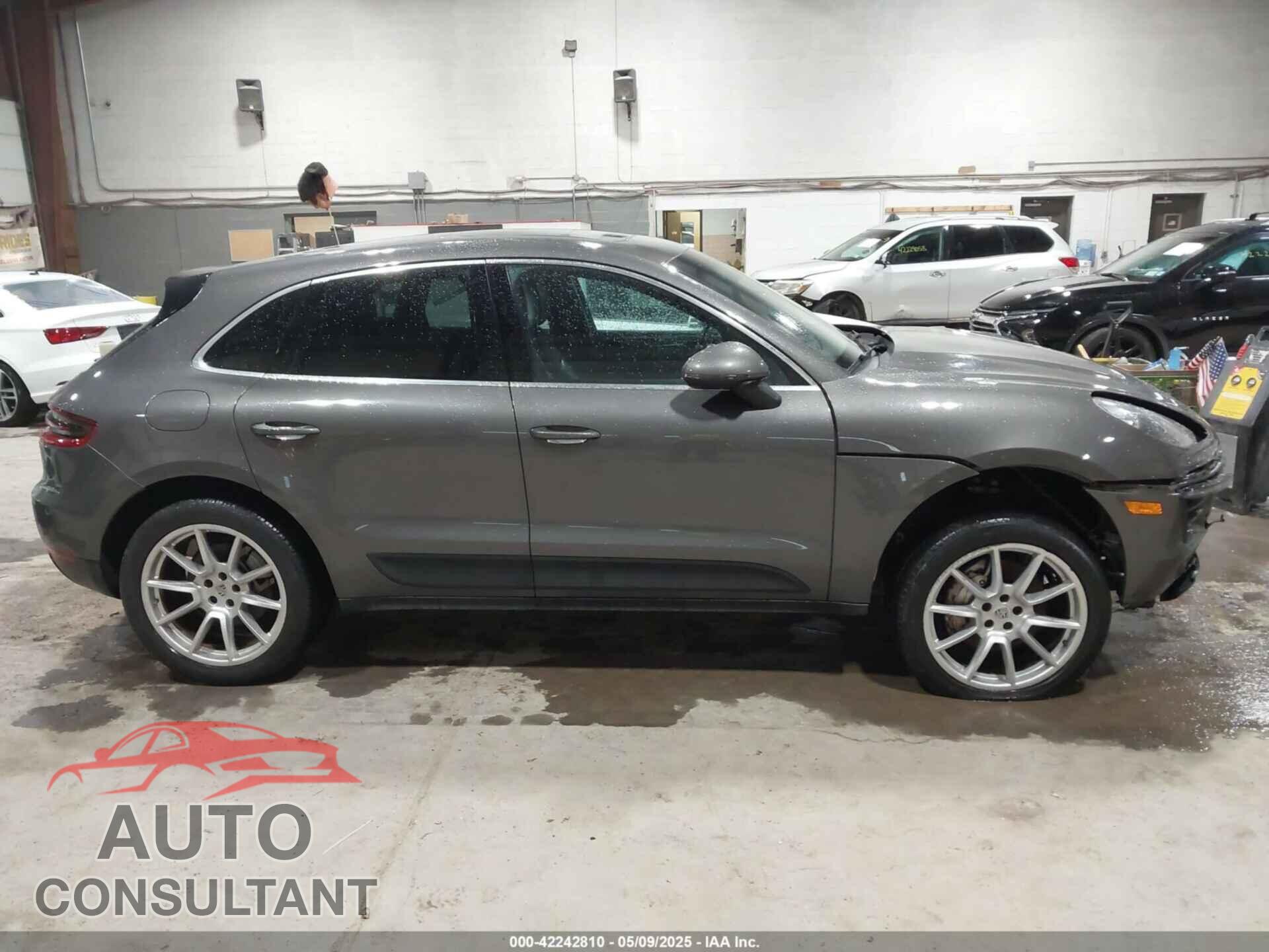 PORSCHE MACAN 2015 - WP1AB2A55FLB72230