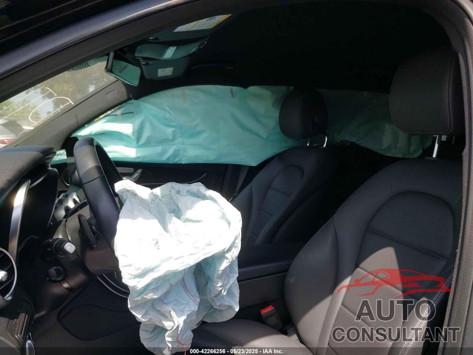 MERCEDES-BENZ GLC 300 2022 - W1N0G8DB6NV391826