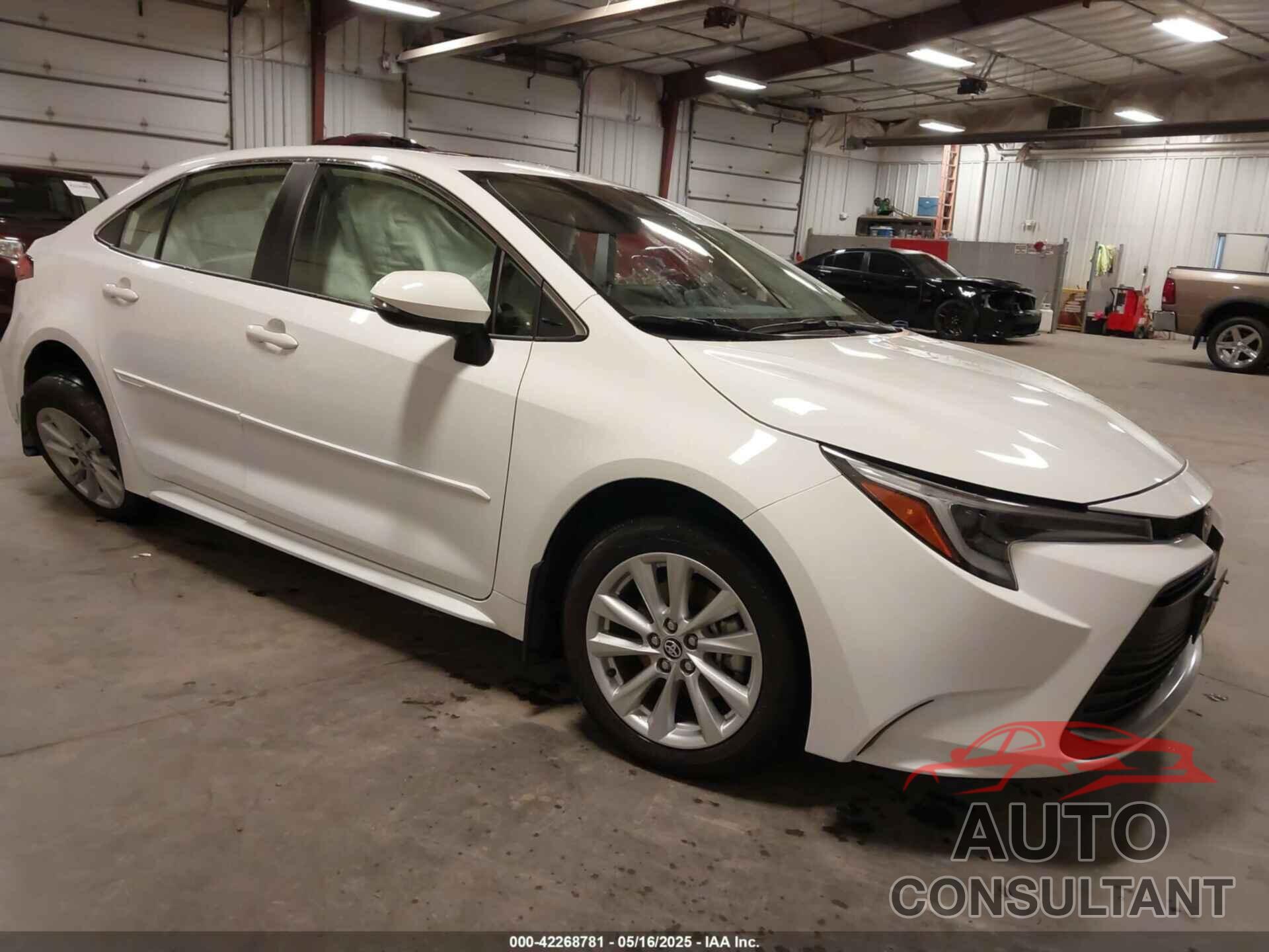 TOYOTA COROLLA 2023 - JTDBCMFE4P3024255