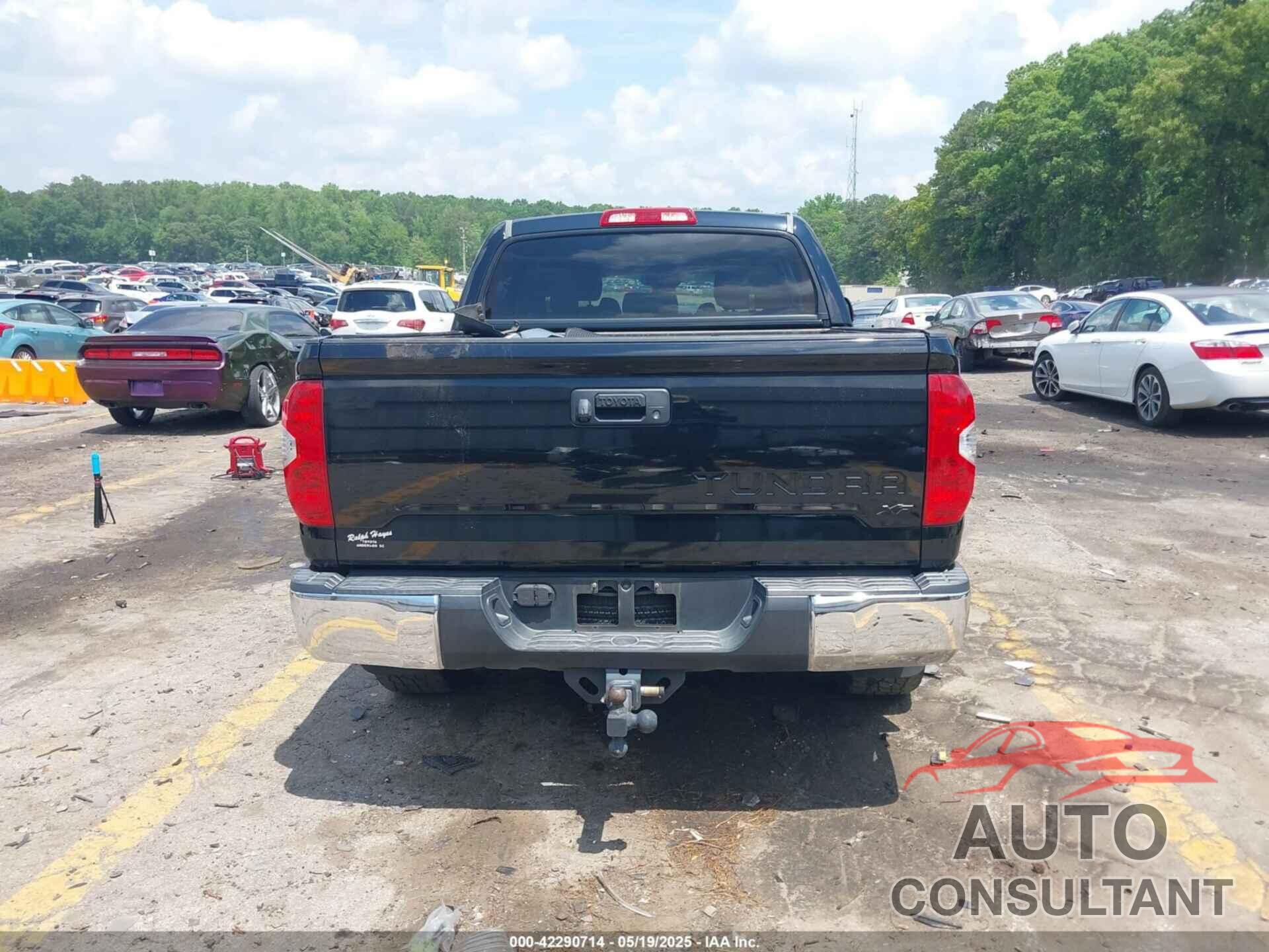 TOYOTA TUNDRA 2018 - 5TFEY5F1XJX232478
