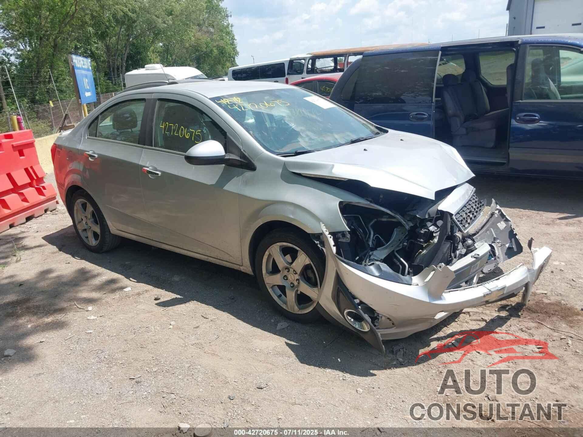CHEVROLET SONIC 2016 - 1G1JE5SB7G4138616
