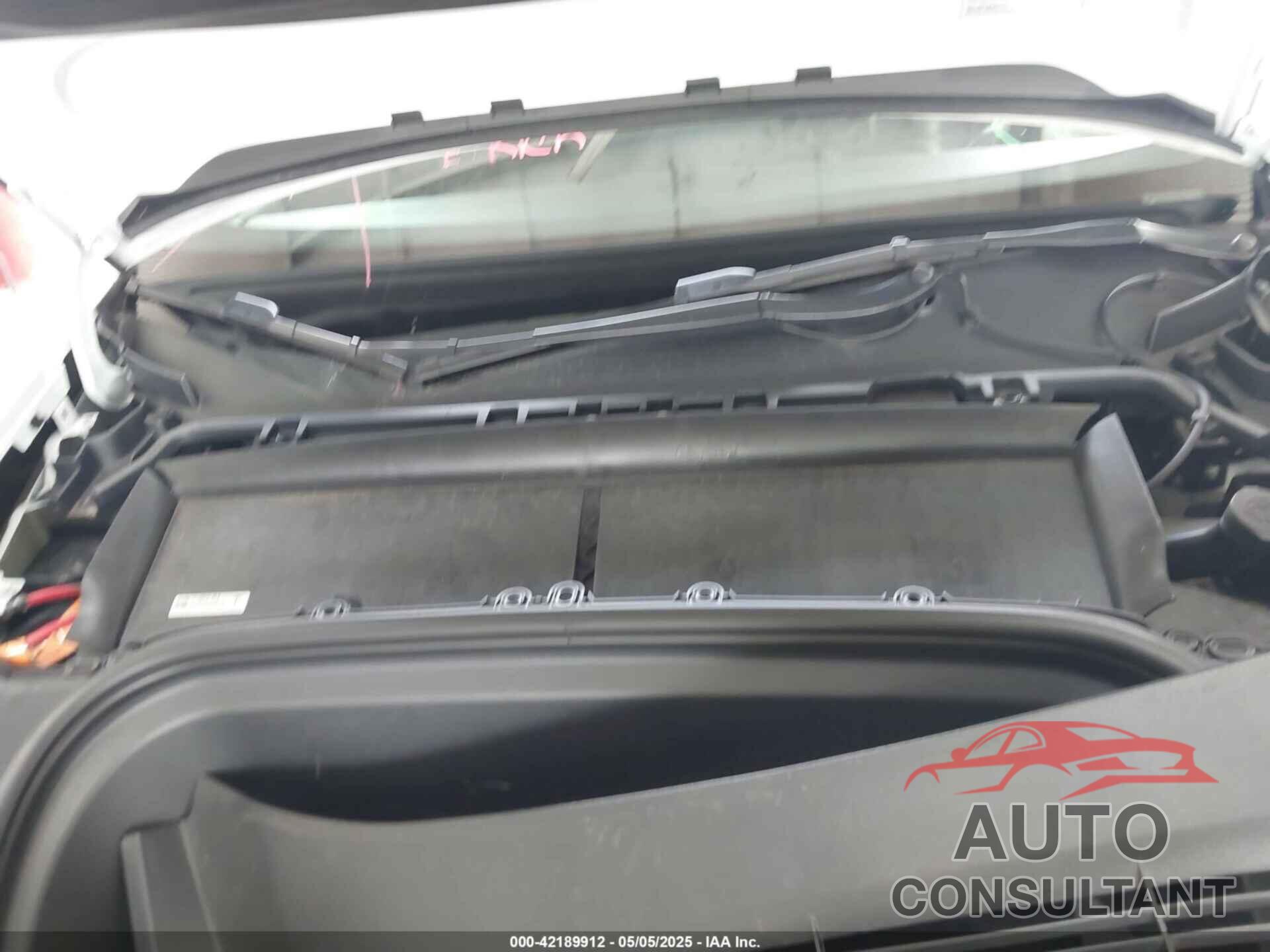 TESLA MODEL Y 2022 - 7SAYGDEE7NF460942