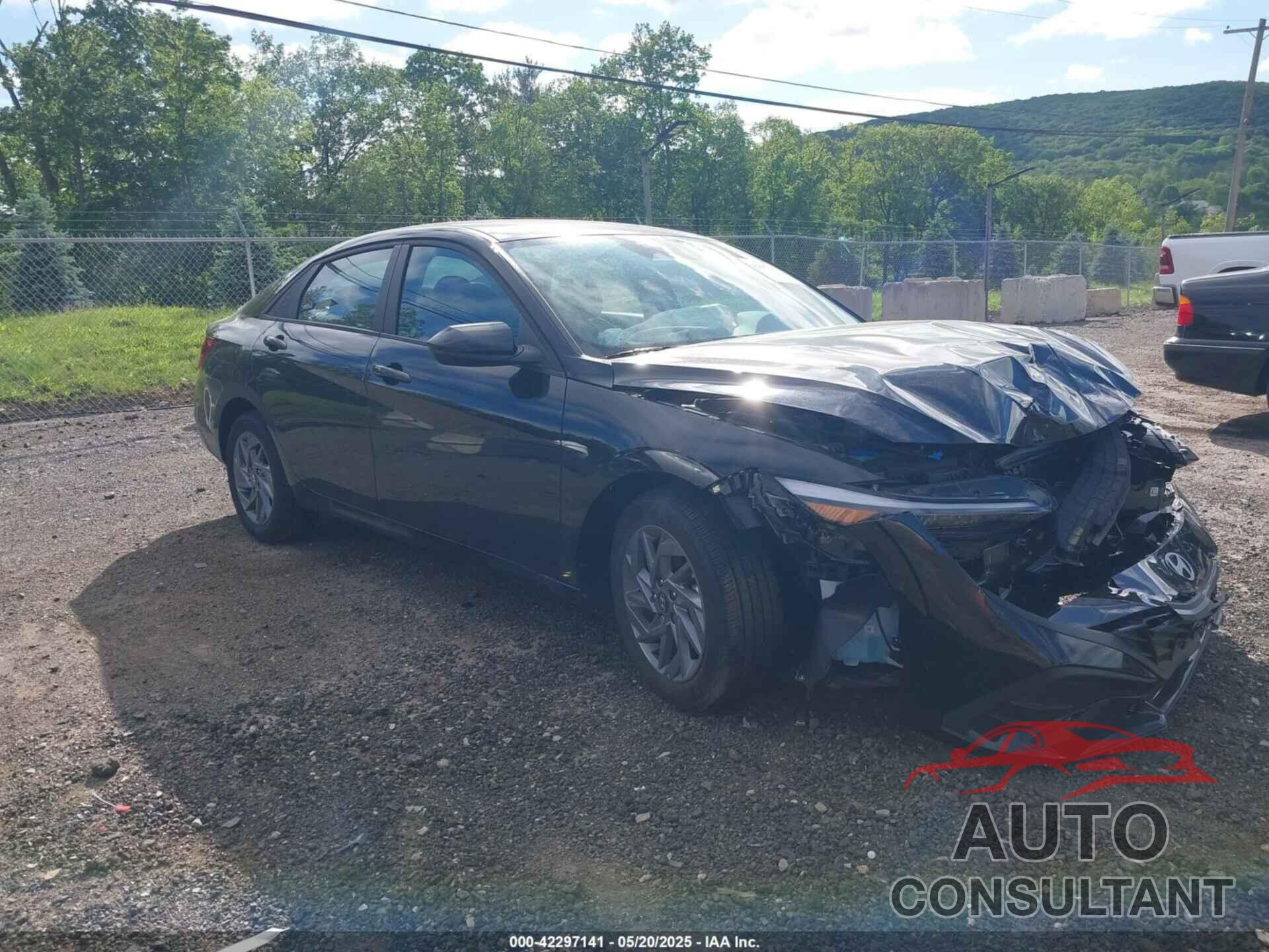 HYUNDAI ELANTRA 2024 - KMHLM4DG2RU781878