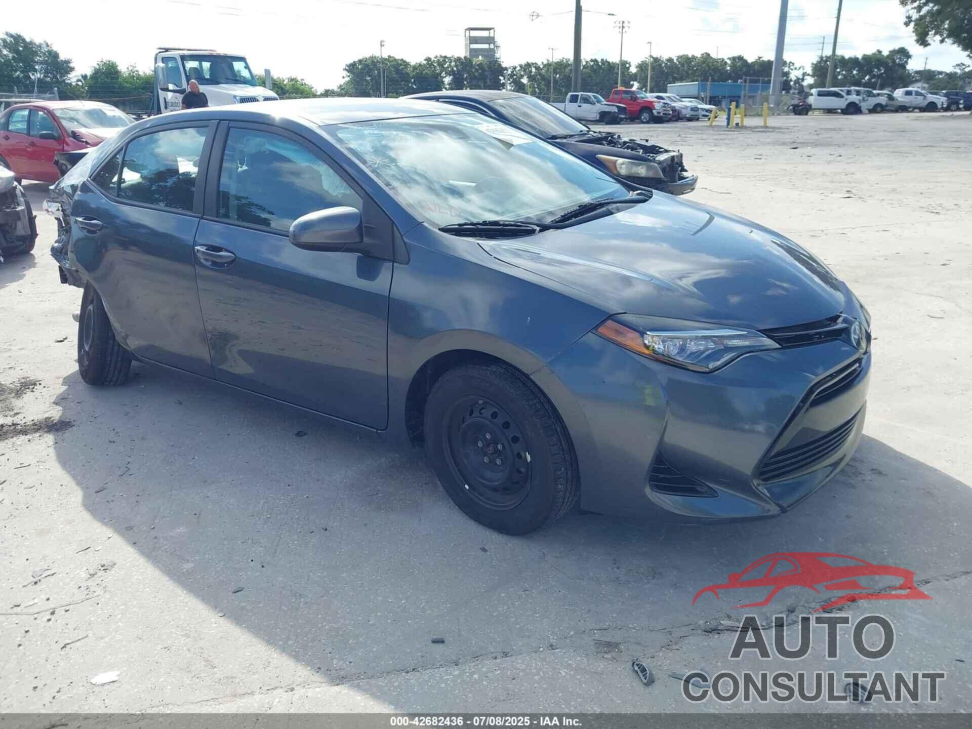 TOYOTA COROLLA 2017 - 2T1BURHEXHC753988