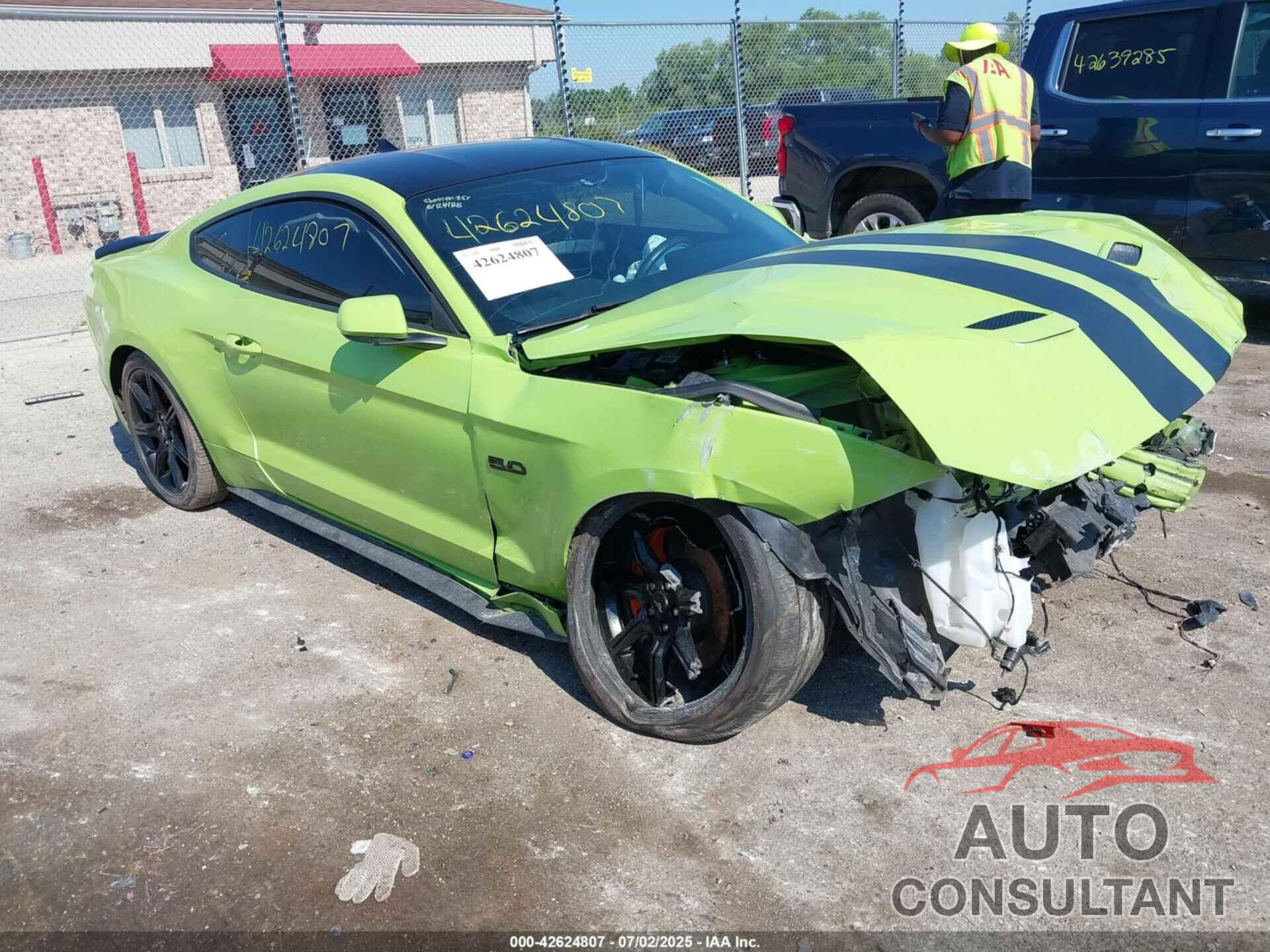 FORD MUSTANG 2020 - 1FA6P8CF2L5159040