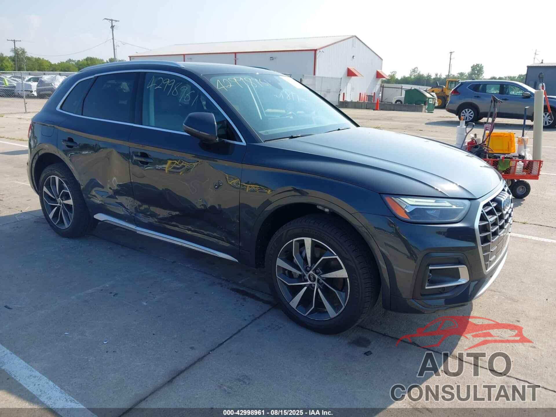 AUDI Q5 2021 - WA1AAAFY1M2036028