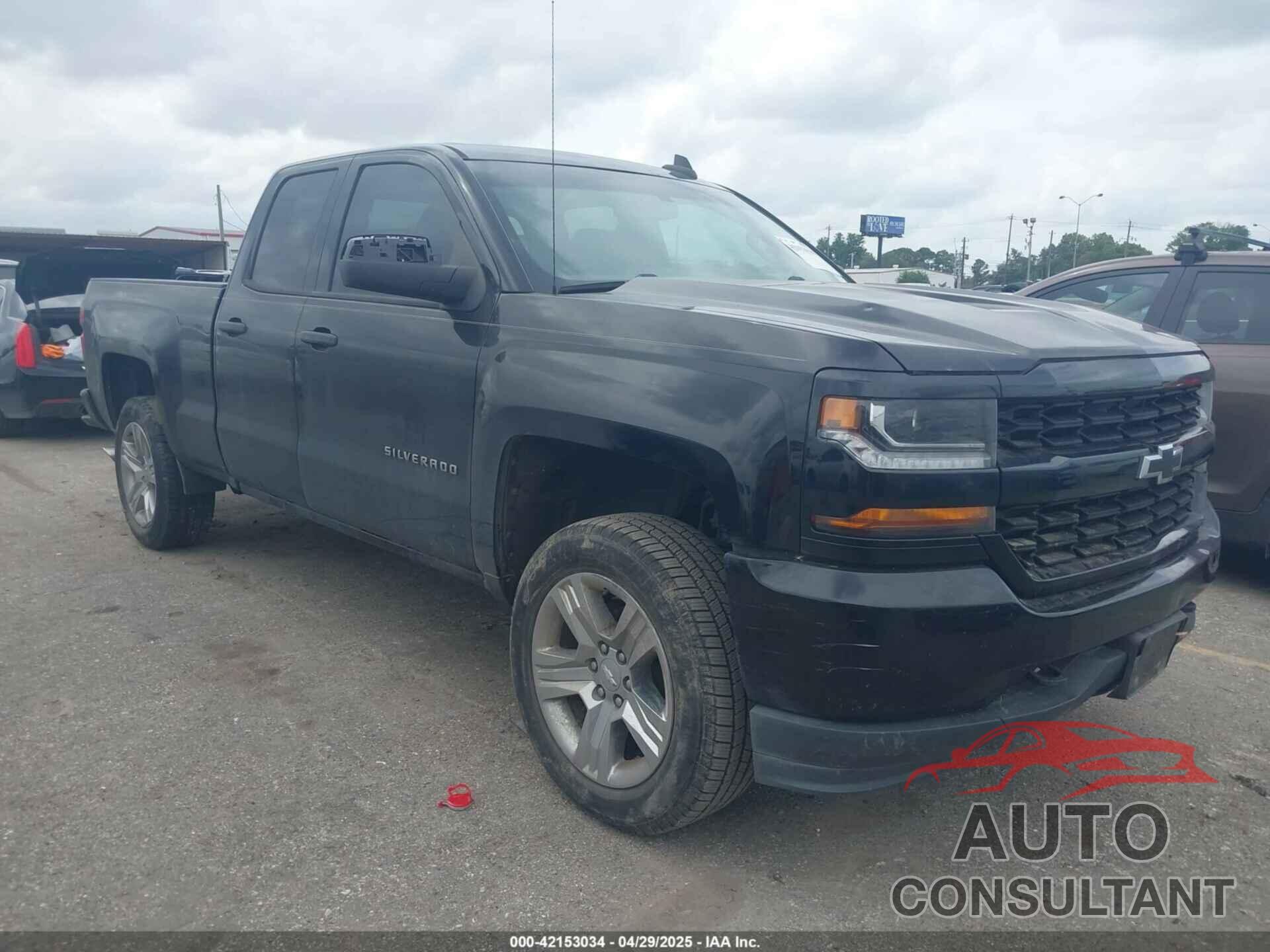 CHEVROLET SILVERADO 1500 2018 - 1GCRCPEC2JZ273223