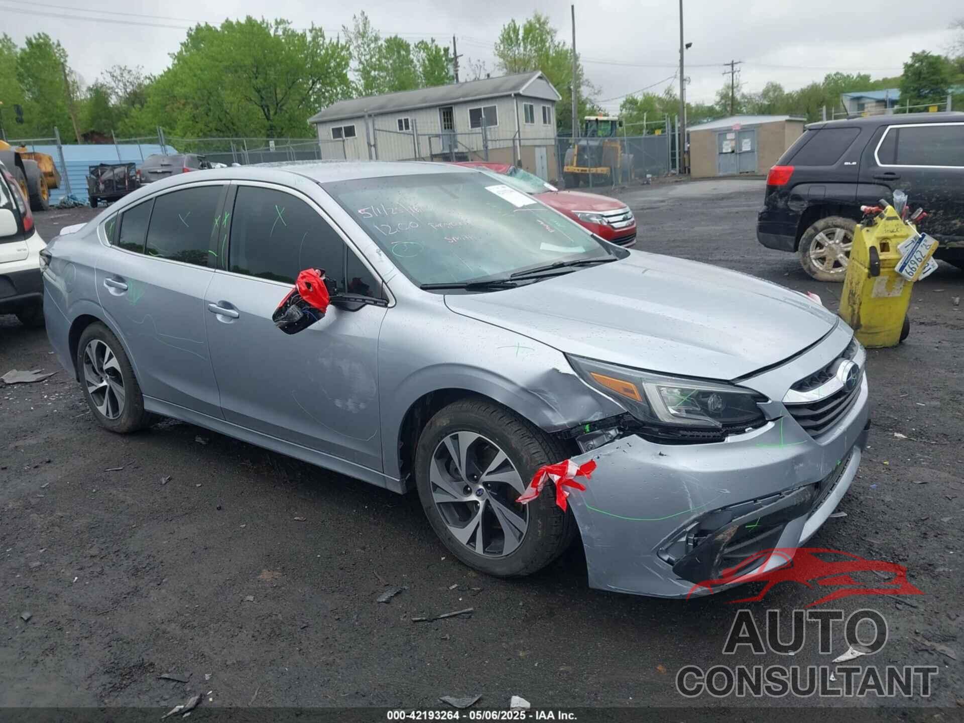SUBARU LEGACY 2022 - 4S3BWAD6XN3022203