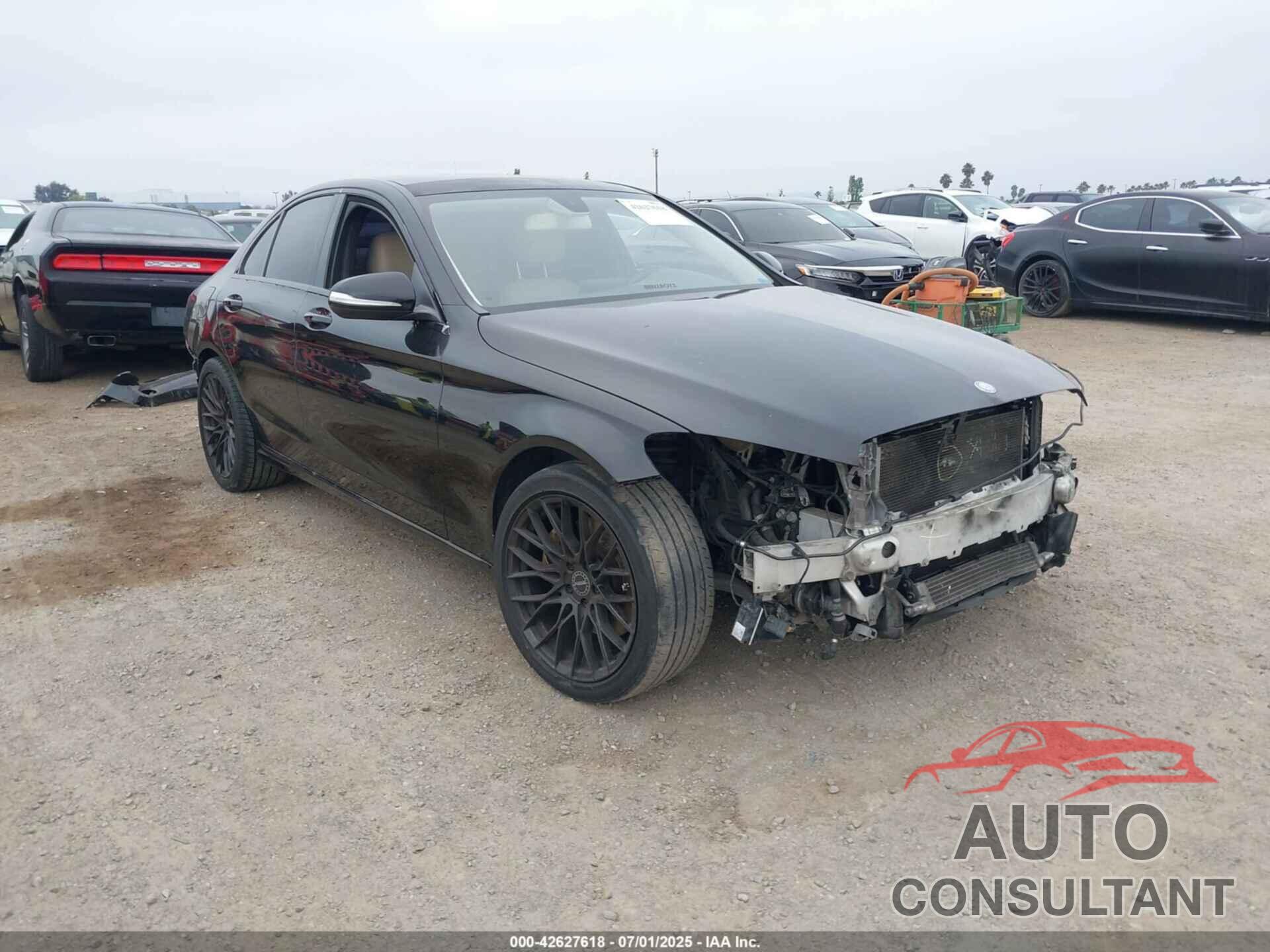 MERCEDES-BENZ C 300 2015 - 55SWF4KB8FU009892