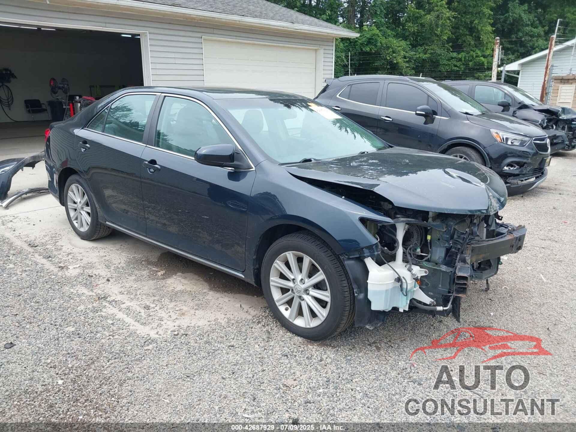 TOYOTA CAMRY 2014 - 4T4BF1FK8ER412674