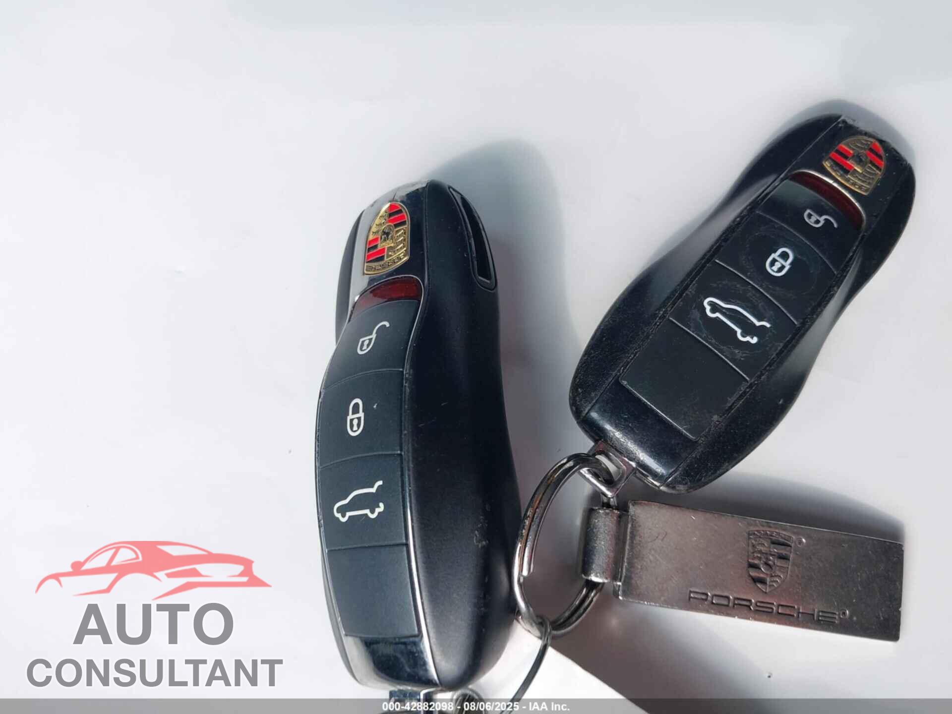 PORSCHE MACAN 2018 - WP1AA2A50JLB02033